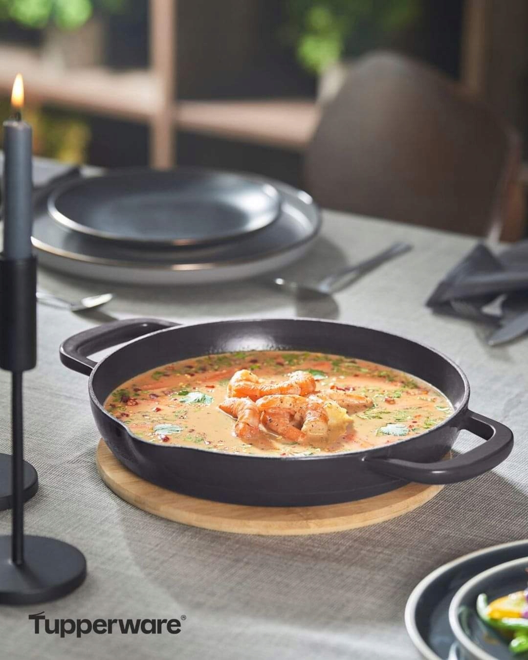 Tupperware Hrniec Panvica Liatinová 2 l