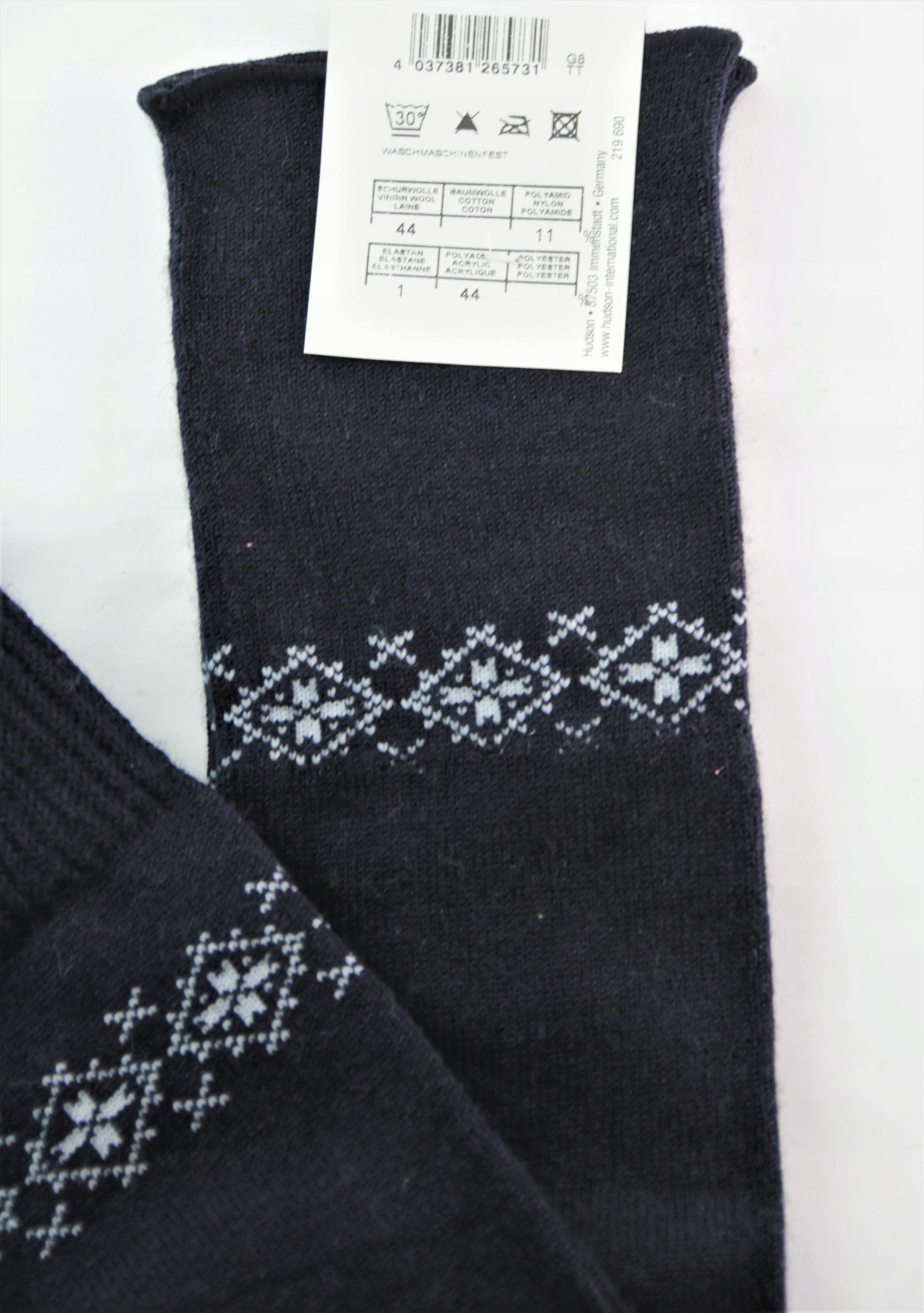 GETRY KUNERT HUDSON WEŁNA 44% KRIO UNIWE CZARN -50% Kolor czarny