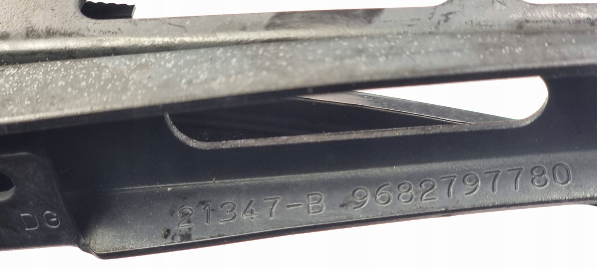 wiper arm front 9682797780 CITROEN C5