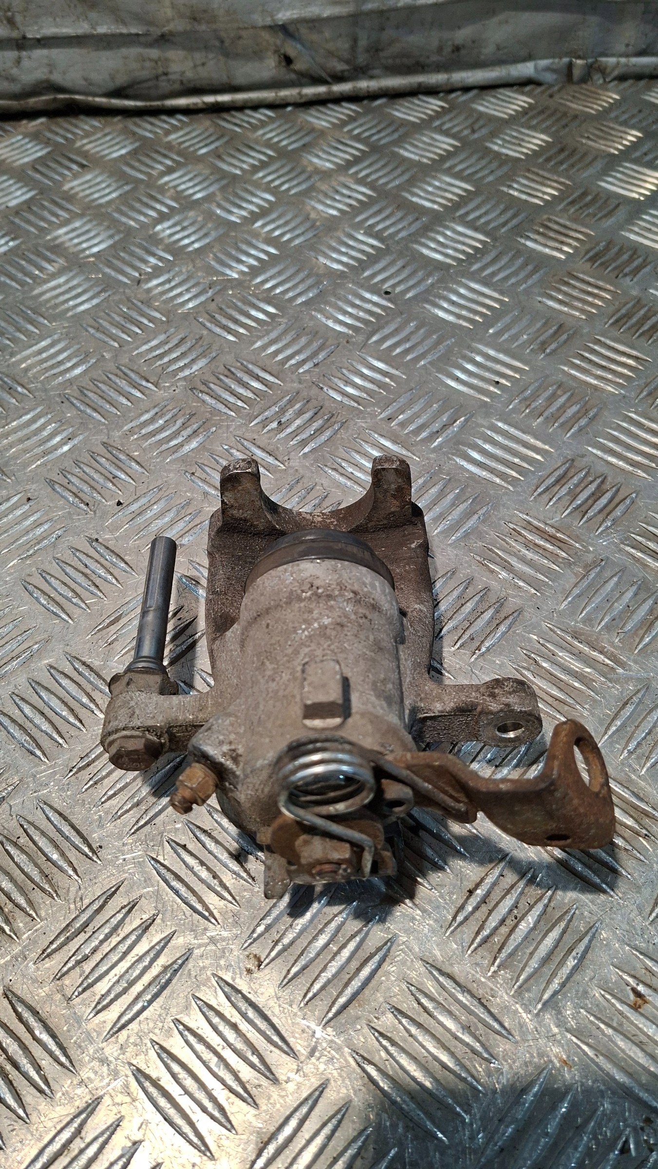 caliper brake left rear part OPEL ASTRA H 1.7CDTI