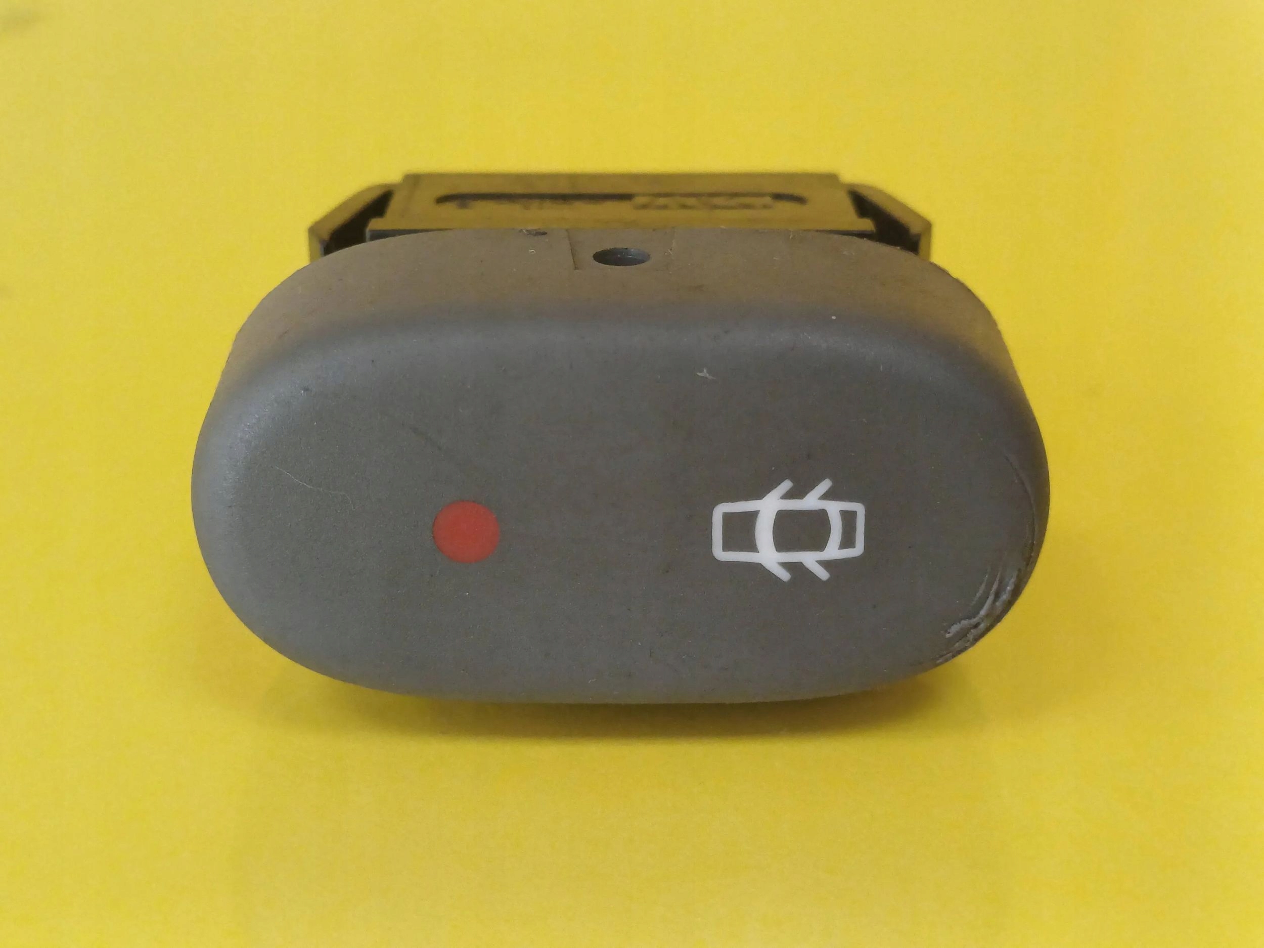 switch of a lock central RENAULT 421818B RENAULT