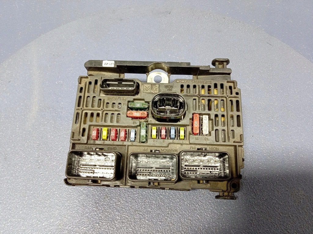 PEUGEOT 407 SKRZYNKA BEZPIECZNIKÓW MODUŁ BSM 9656086080 Numer katalogowy części 9656086080