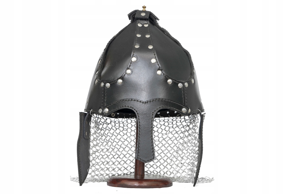 Kožená helma "saracen Helmet"