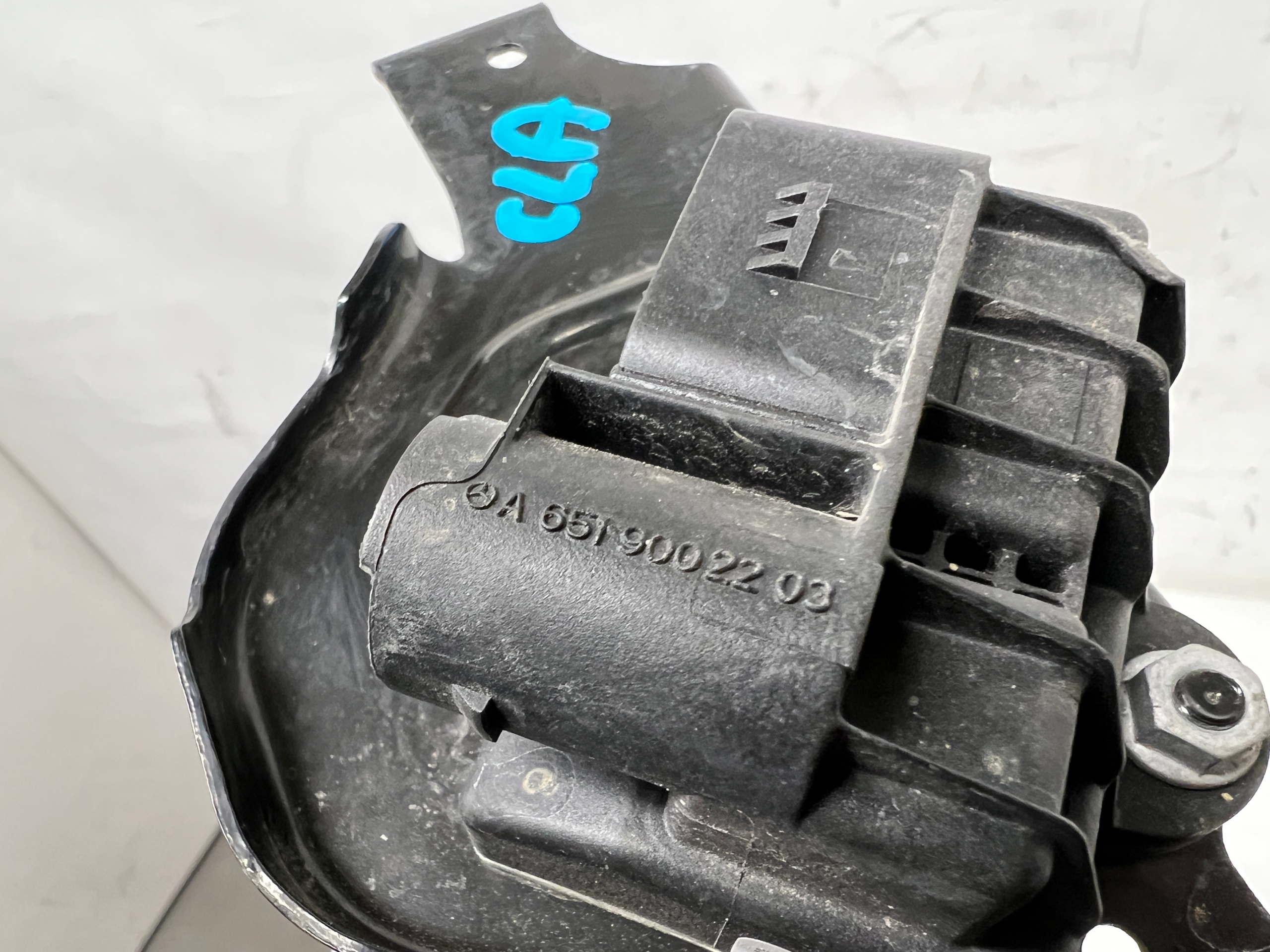 Mercedes-Benz CLA 180D X117 Support plaque A2465451500