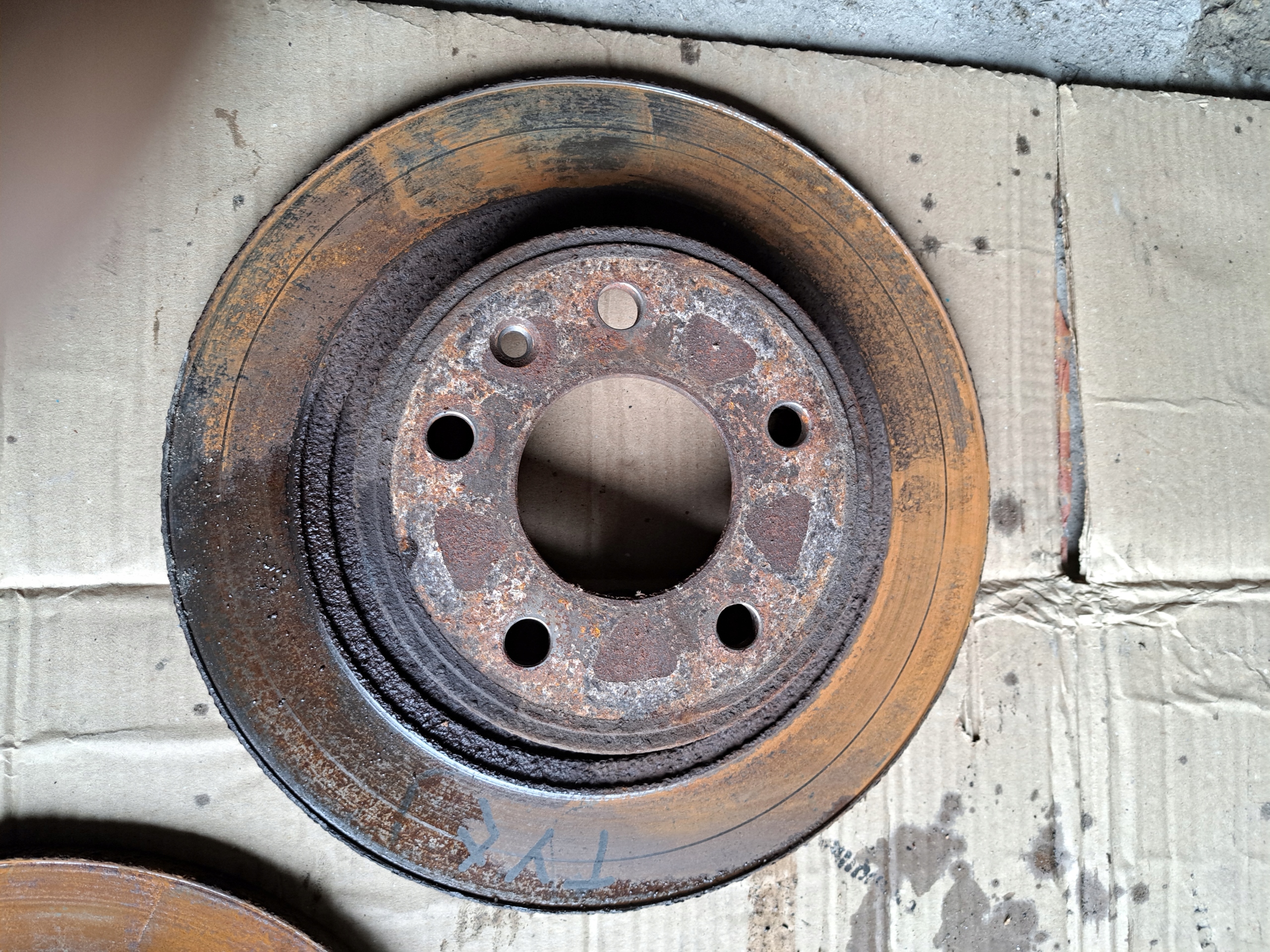 disc brake right rear part OPEL ASTRA J 1.7 CDTI