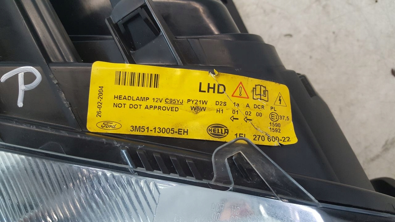 light front front right xenon Ford C-MAX