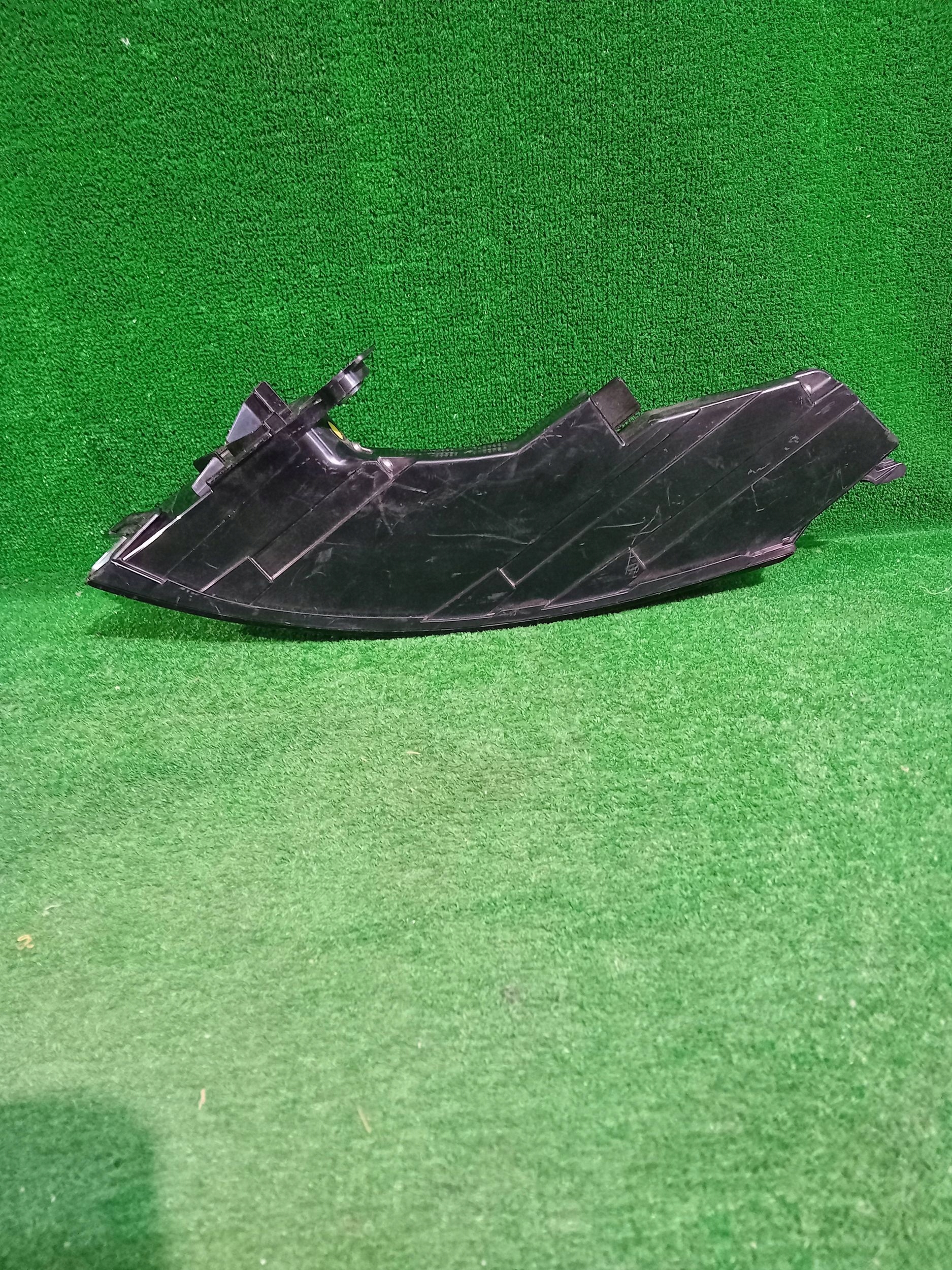 light rear part rear right PORSCHE TAYCAN 9JA945096A NR.80