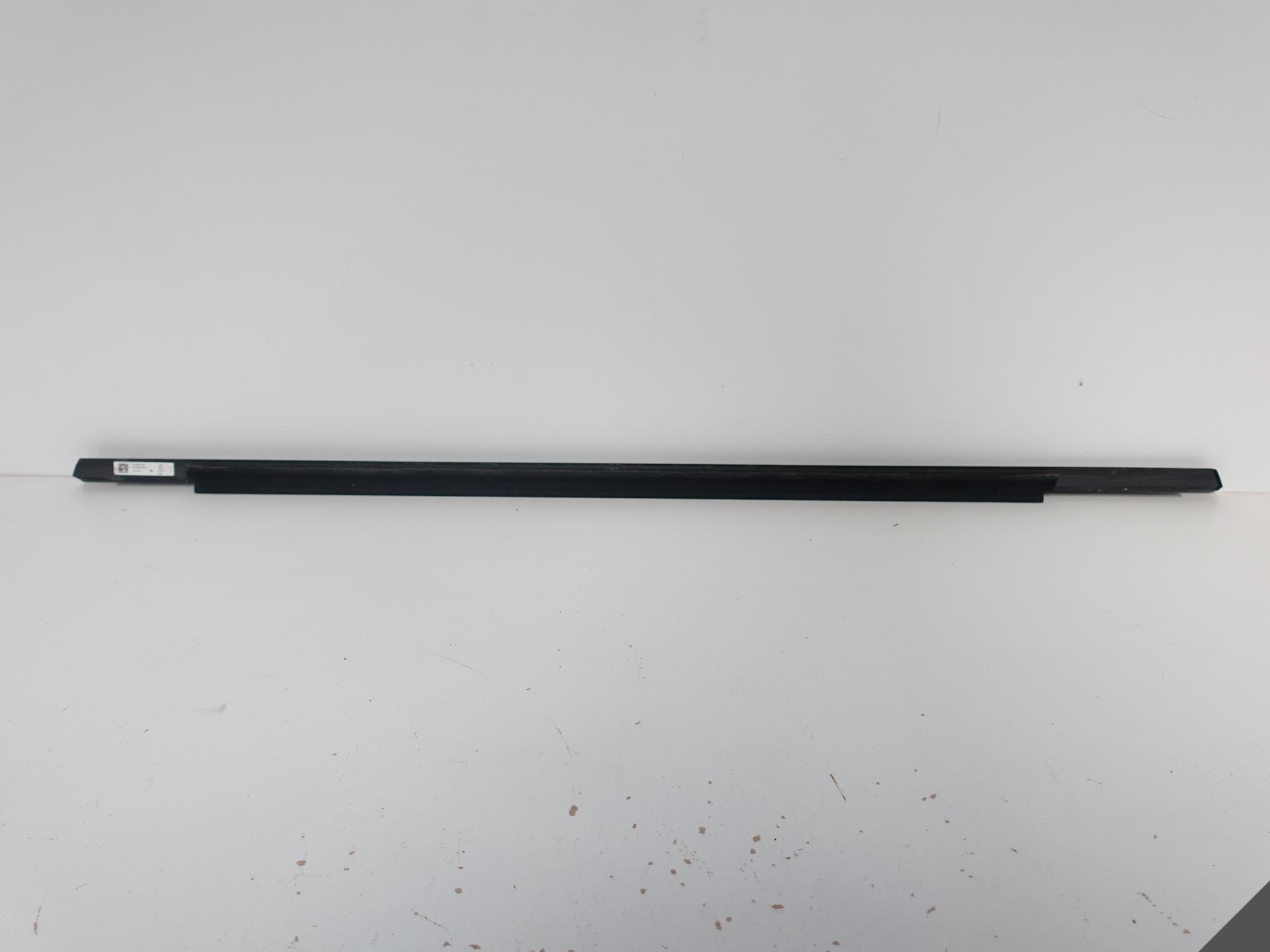 AUDI A3 S3 8Y0 moulding dust door right rear part