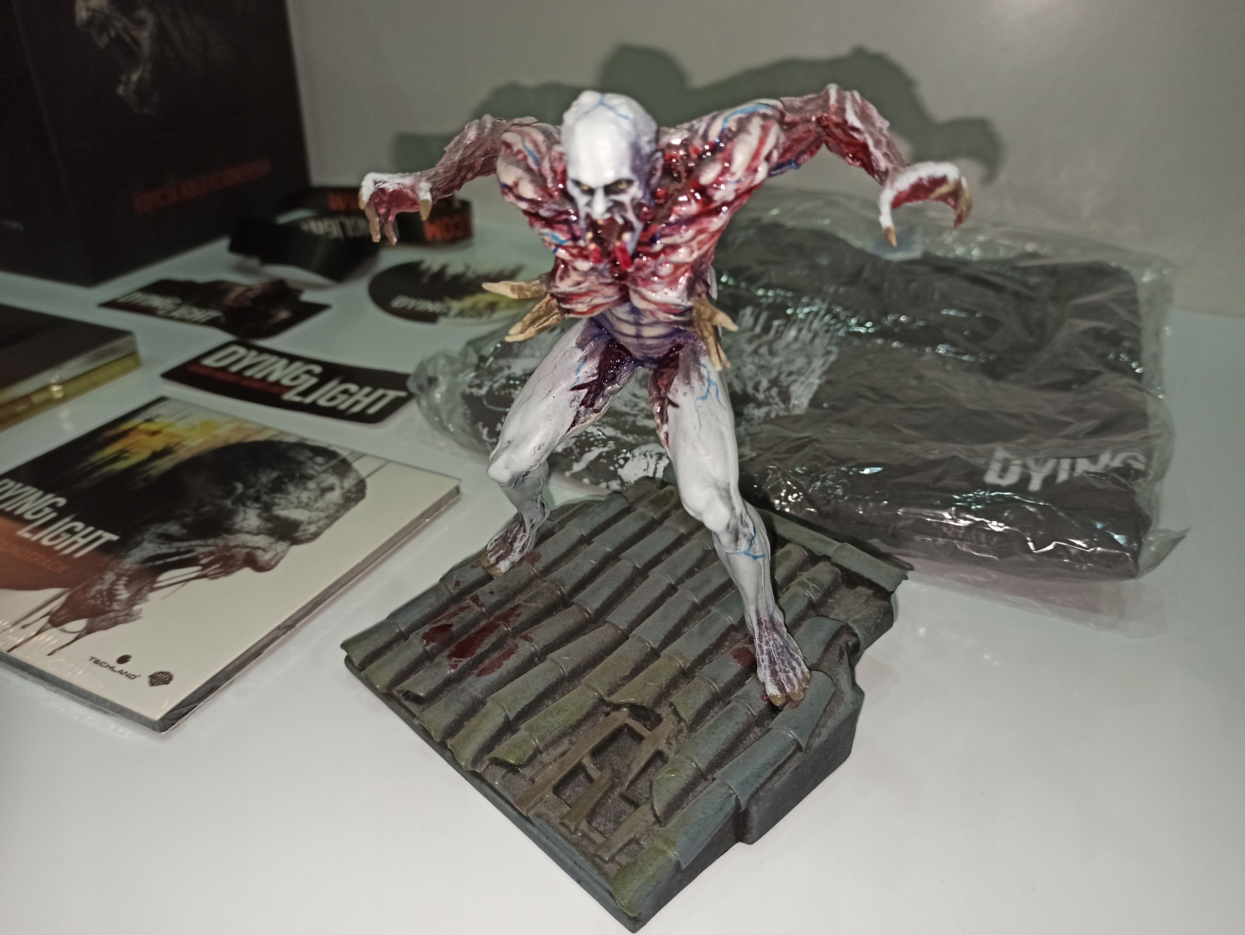 DYING LIGHT EDYCJA KOLEKCJONERSKA Z FIGURKĄ PL Platforma Xbox One