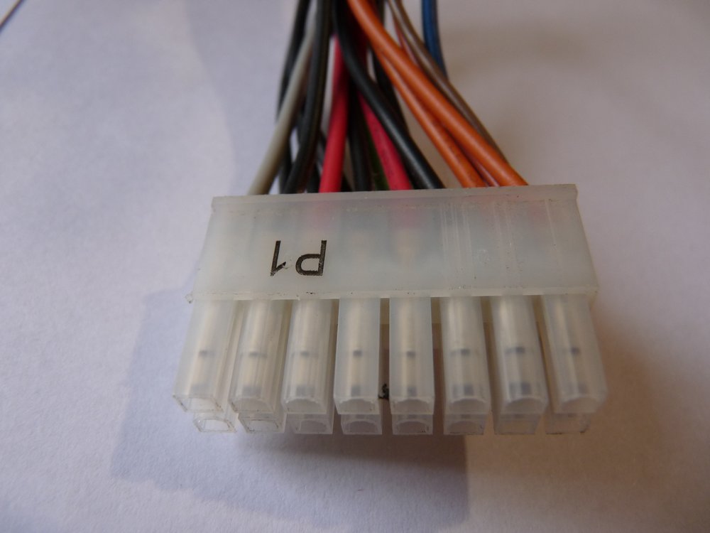 Adaptér Atx Fujitsu Z 24PIN na 16PIN