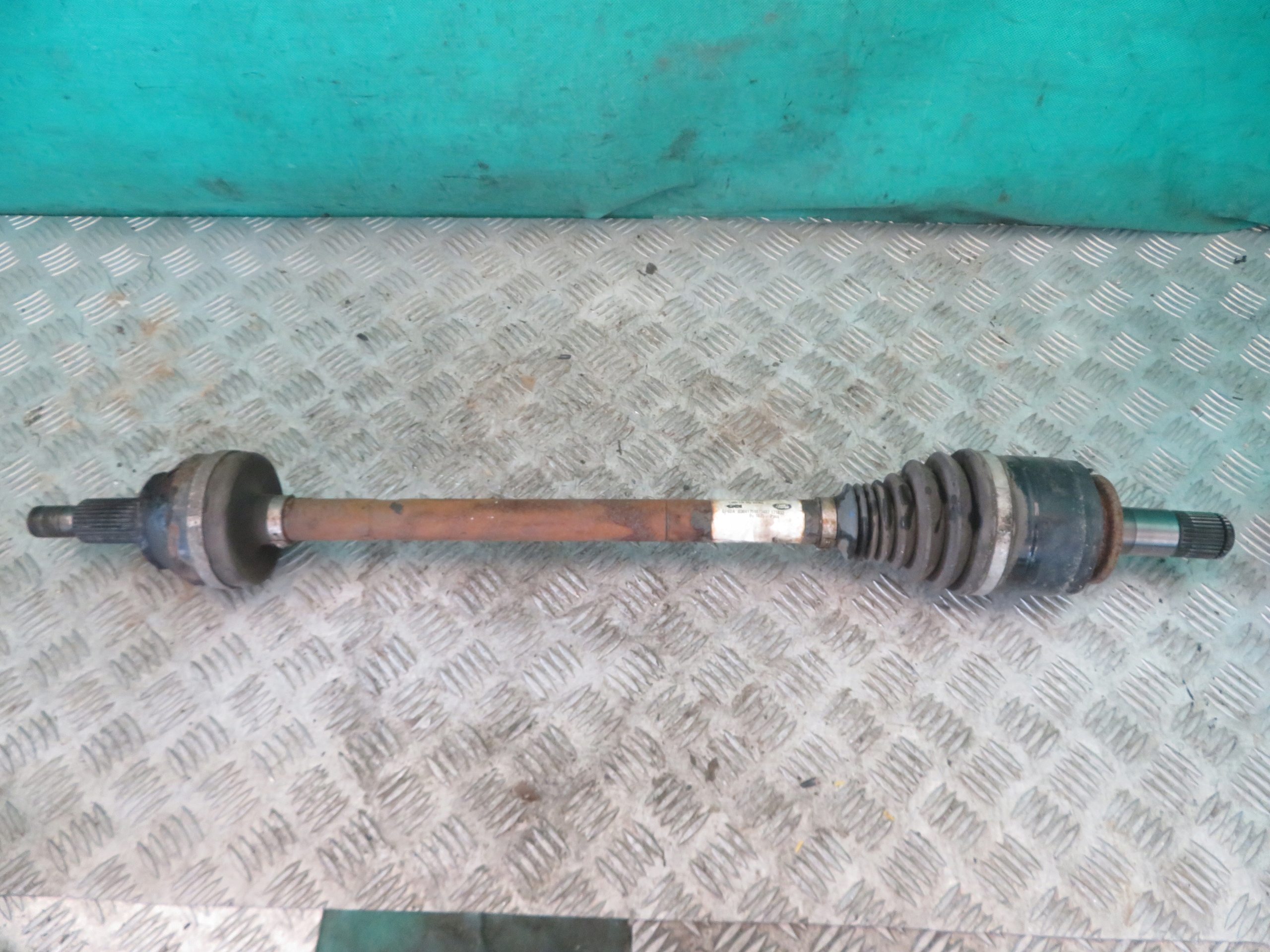semi-axis left rear part RANGE ROVER VOGUE L405 3.0D 17R CPLA4K139CE