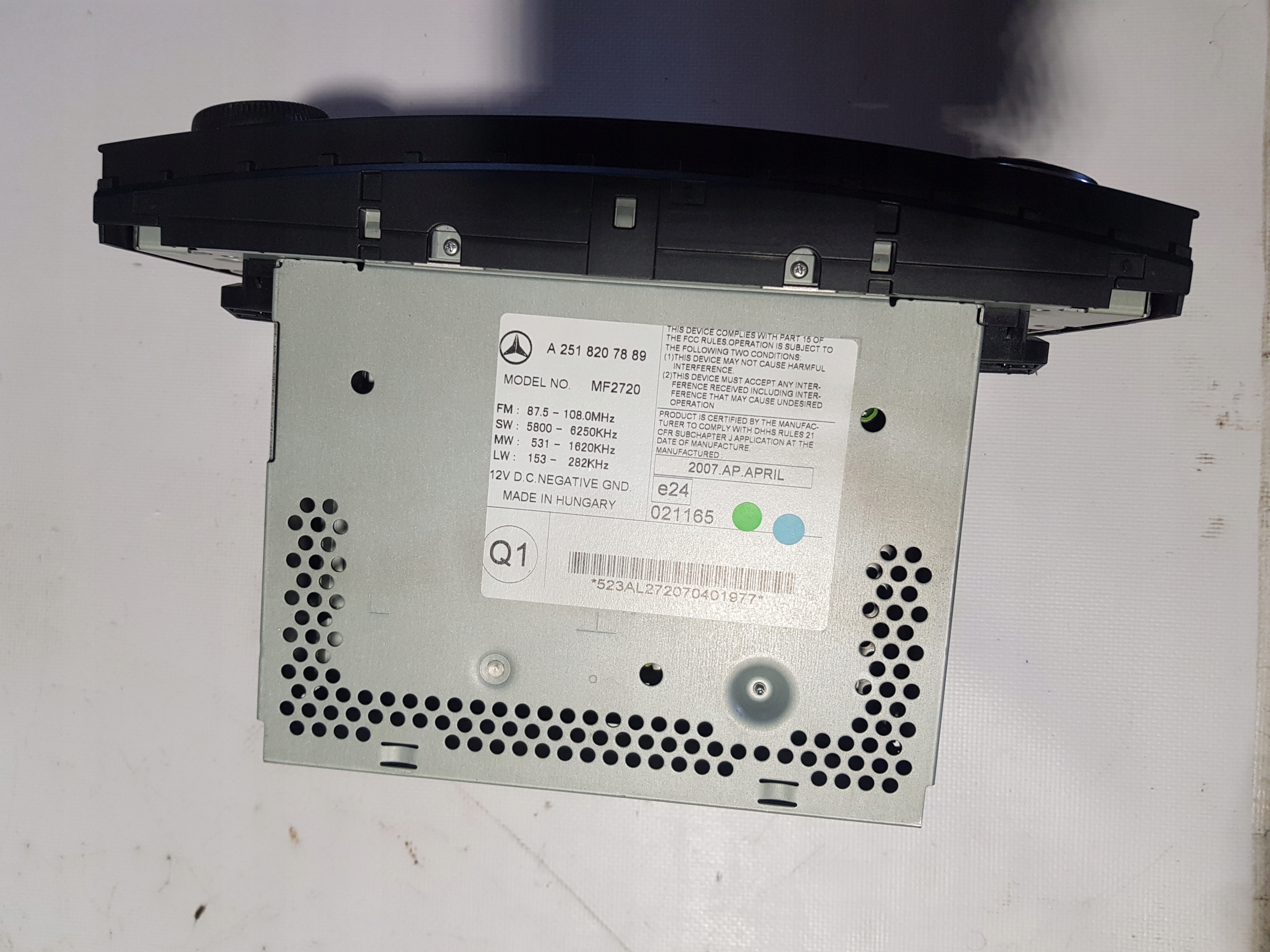 MERCEDES W251 RADIO CD A2518207889