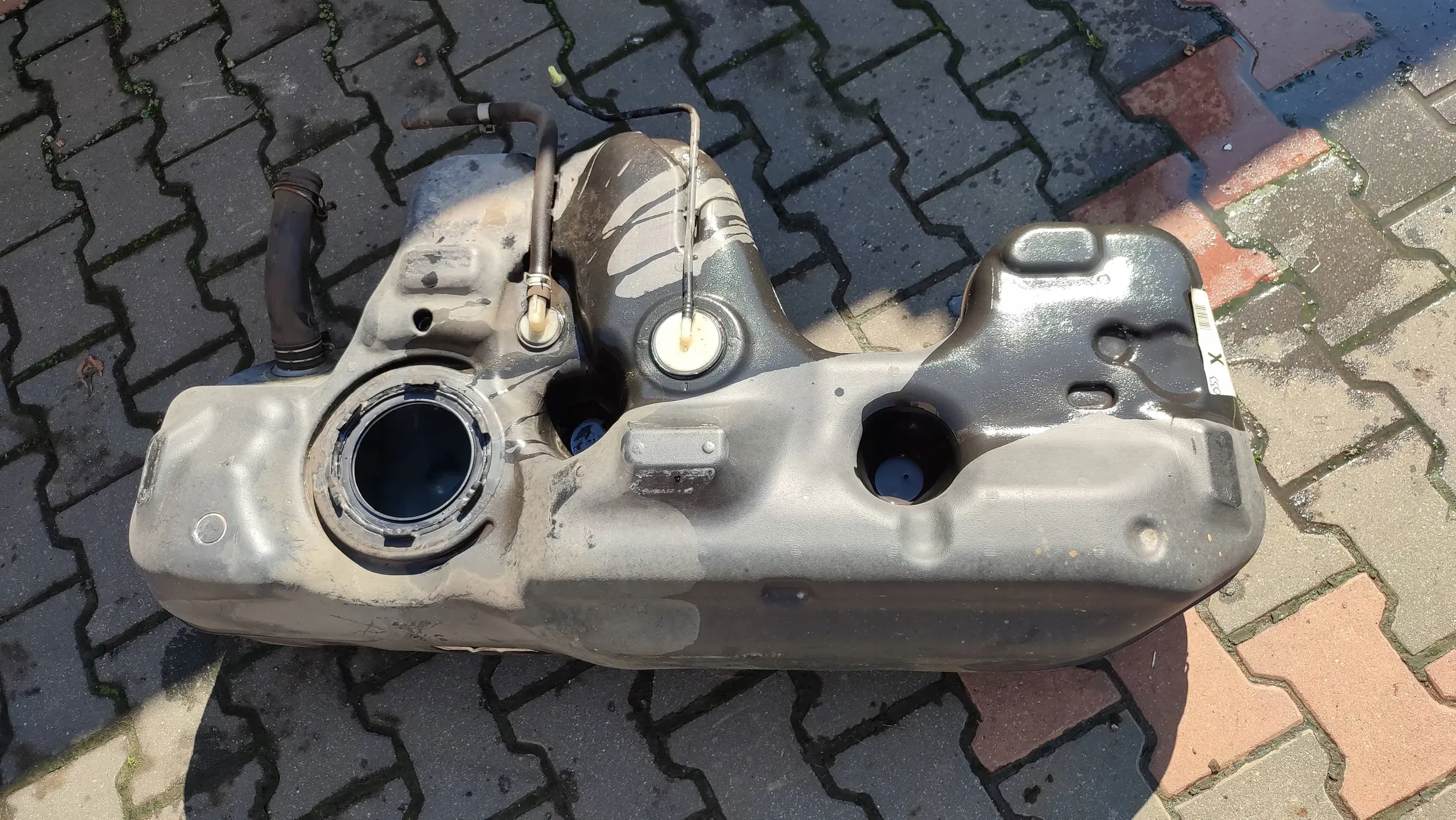 Nissan Qashqai 16r 1.5dci tank