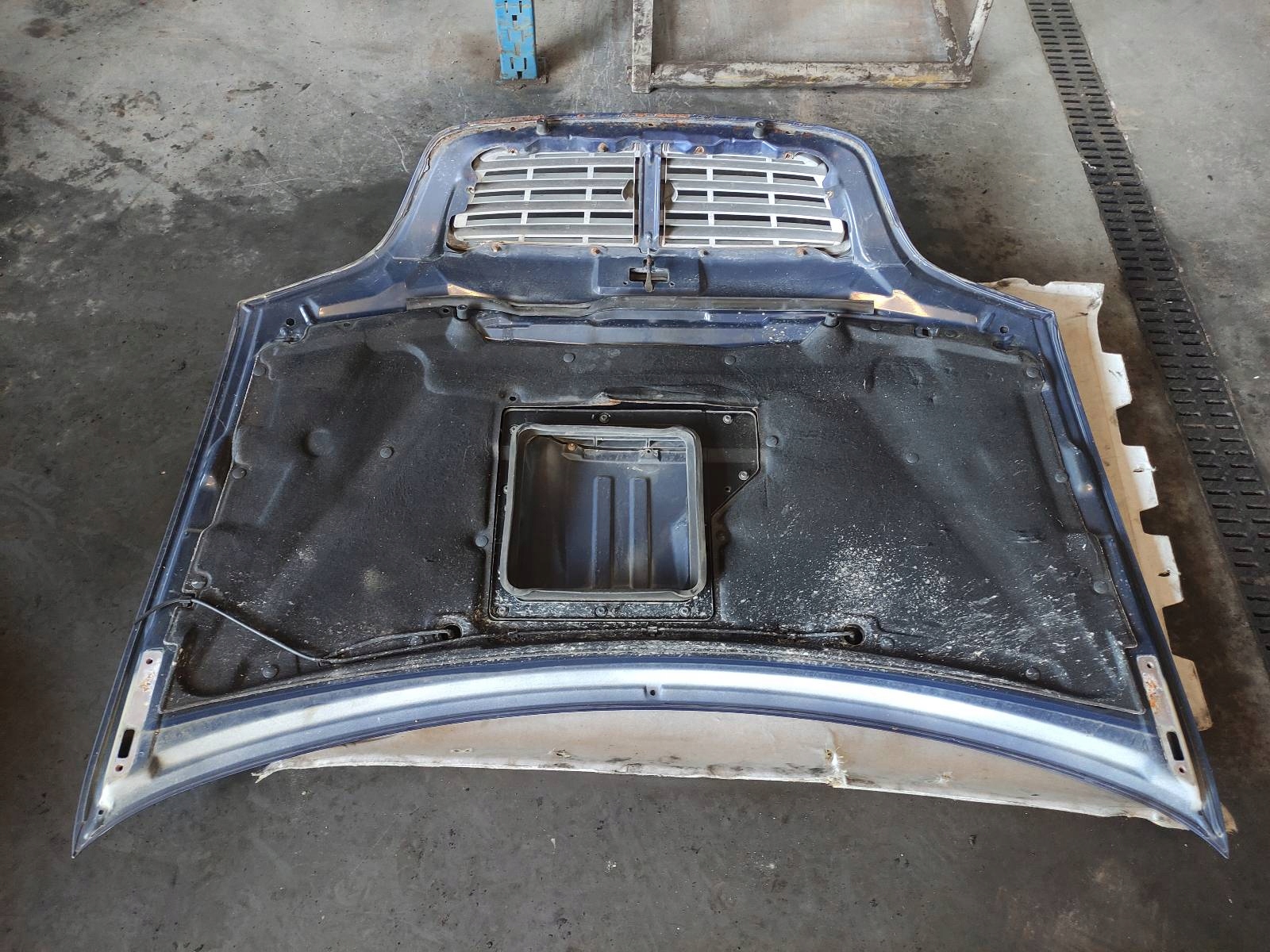 complete front bonnet bumper light fender KIA CARNIVAL and LIFT P1