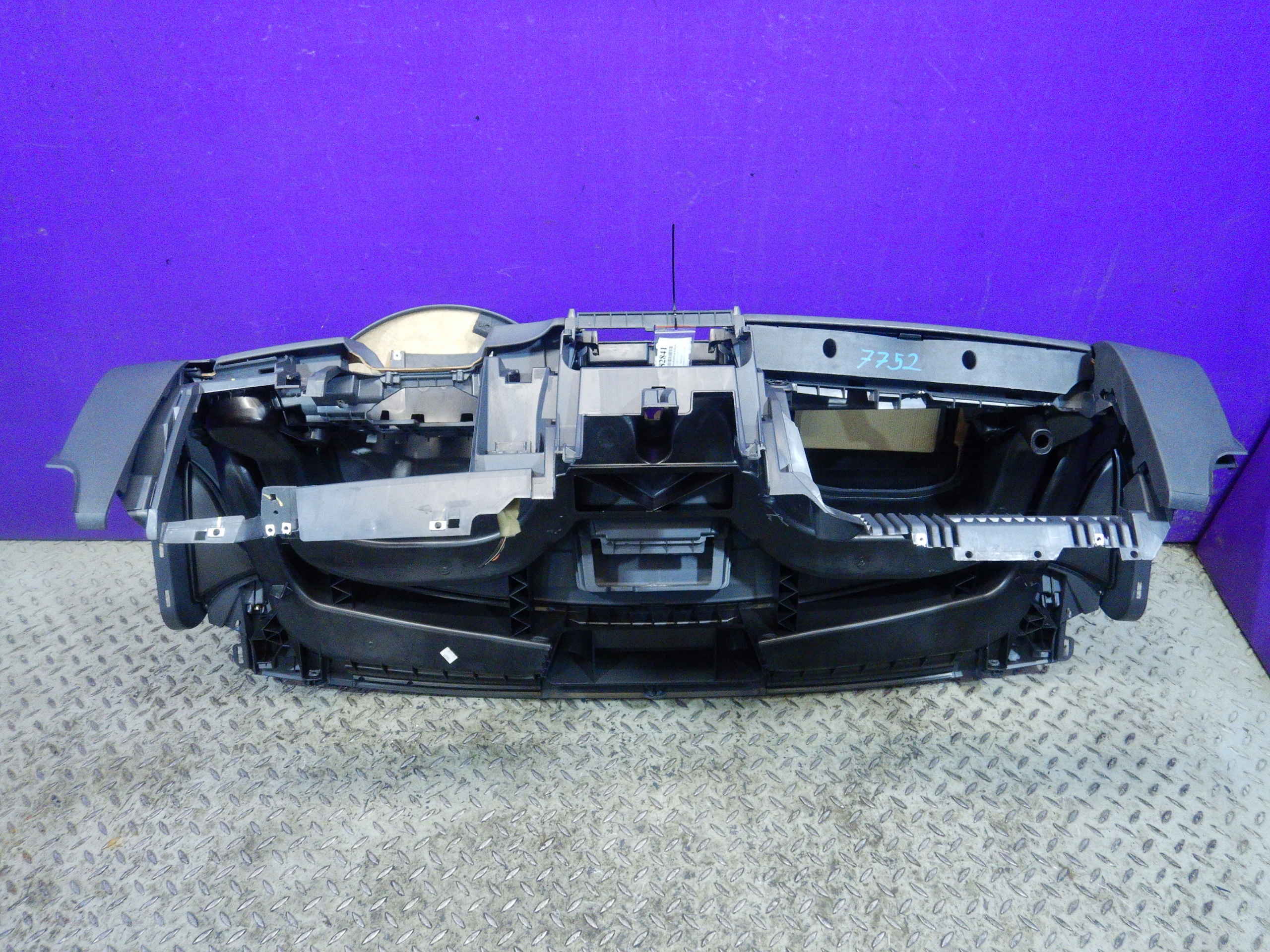 mitsubishi COLT VI Z30 02- торпеда европа