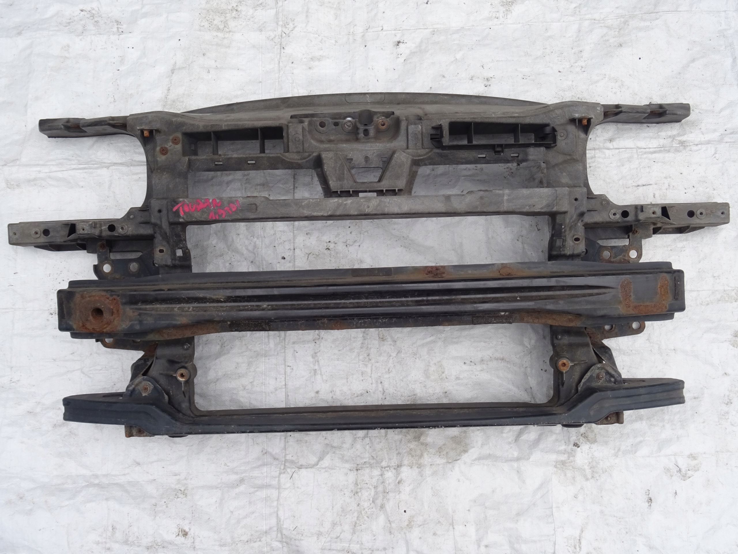 PAS PRZEDNI BELKA WZMOCNIENIE VW TOURAN I 1.9 TDI