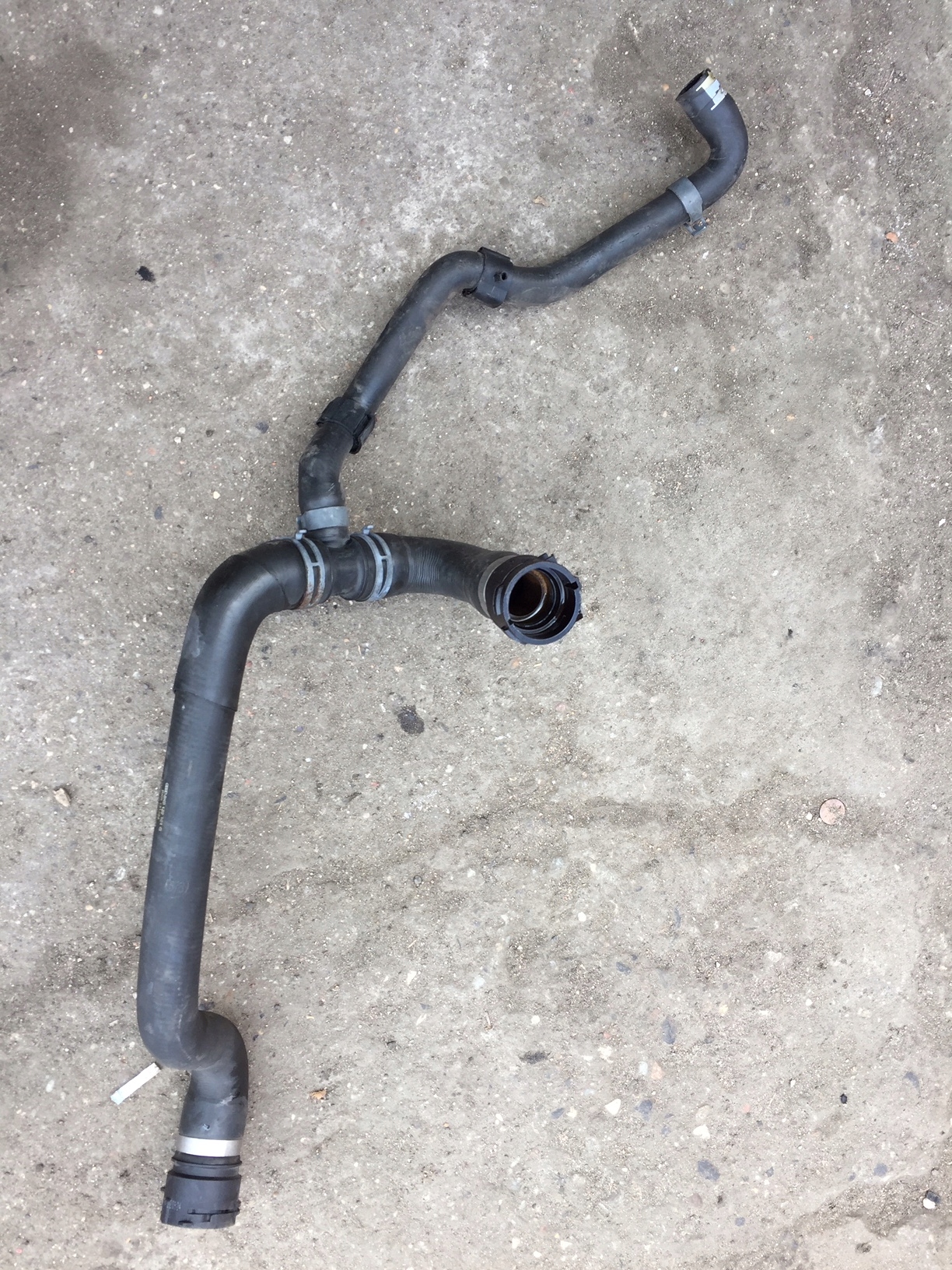 AUDI A4 B8 LIFT 1.8 TFSI prijenos vode 8K0122101G