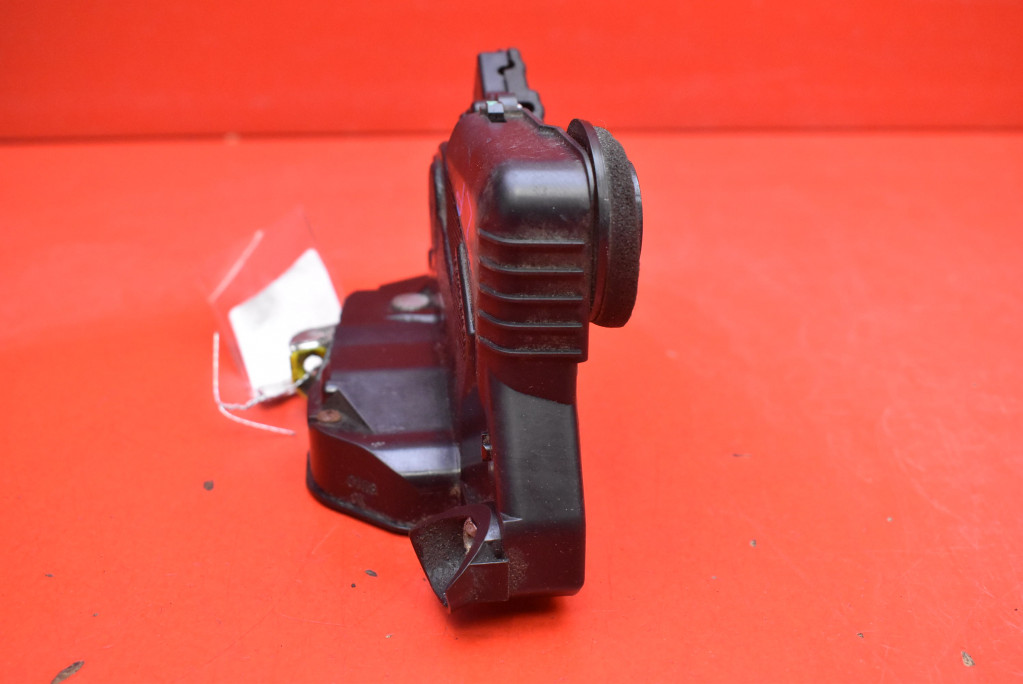 lock door left front front EU TOYOTA PRIUS 2 II XW20 03-11