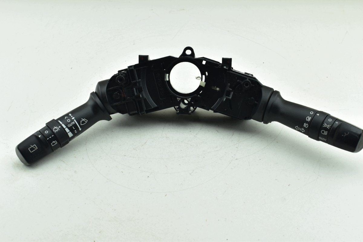 DEVIO LUCI TERGICRISTALLO TERGI DEVIO LUCI DEVIO KIA SORENTO II 934202P660 934102p630