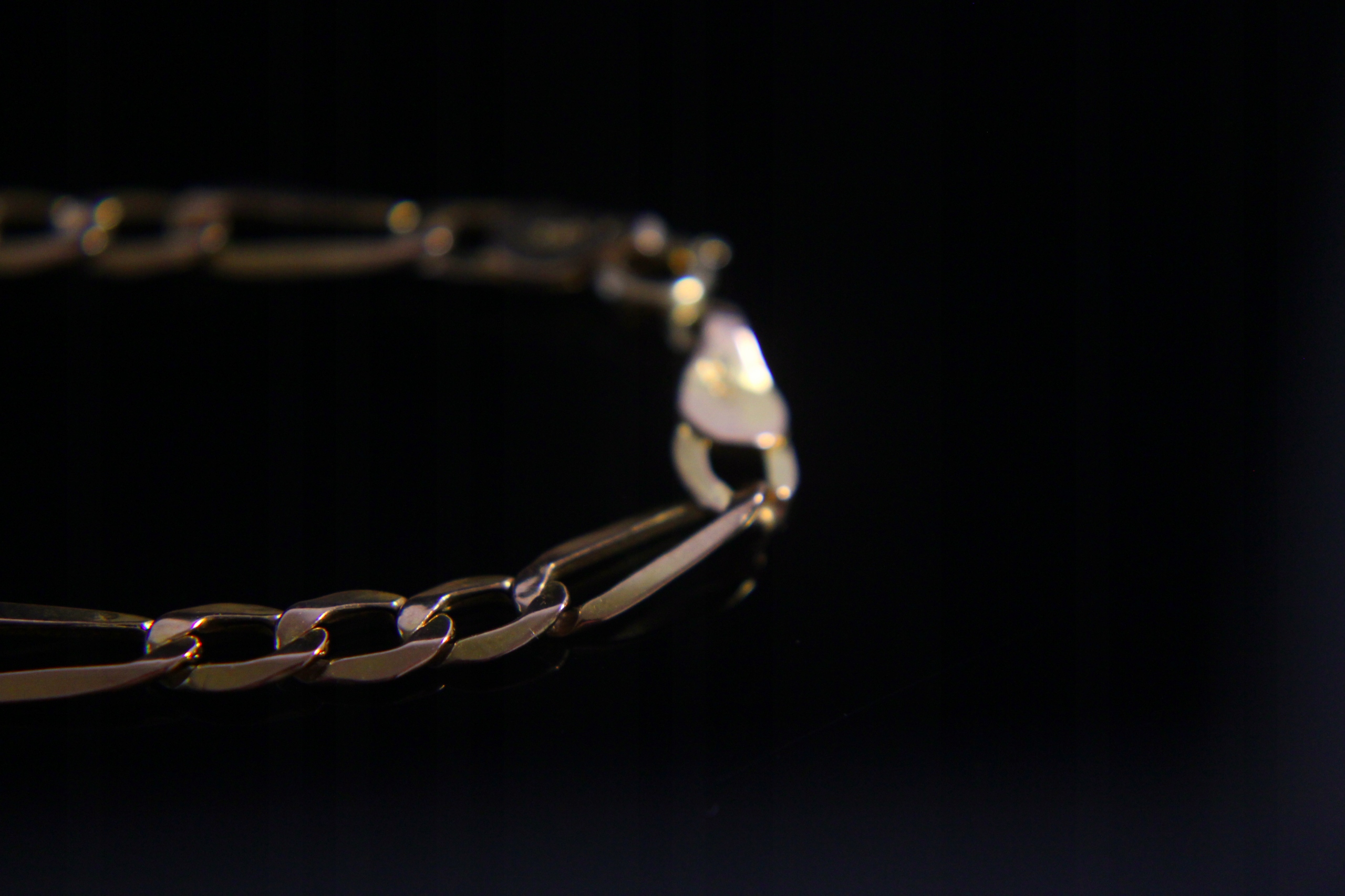 Złoty łańcuszek Próba 585 / 50,5cm Cechy brak