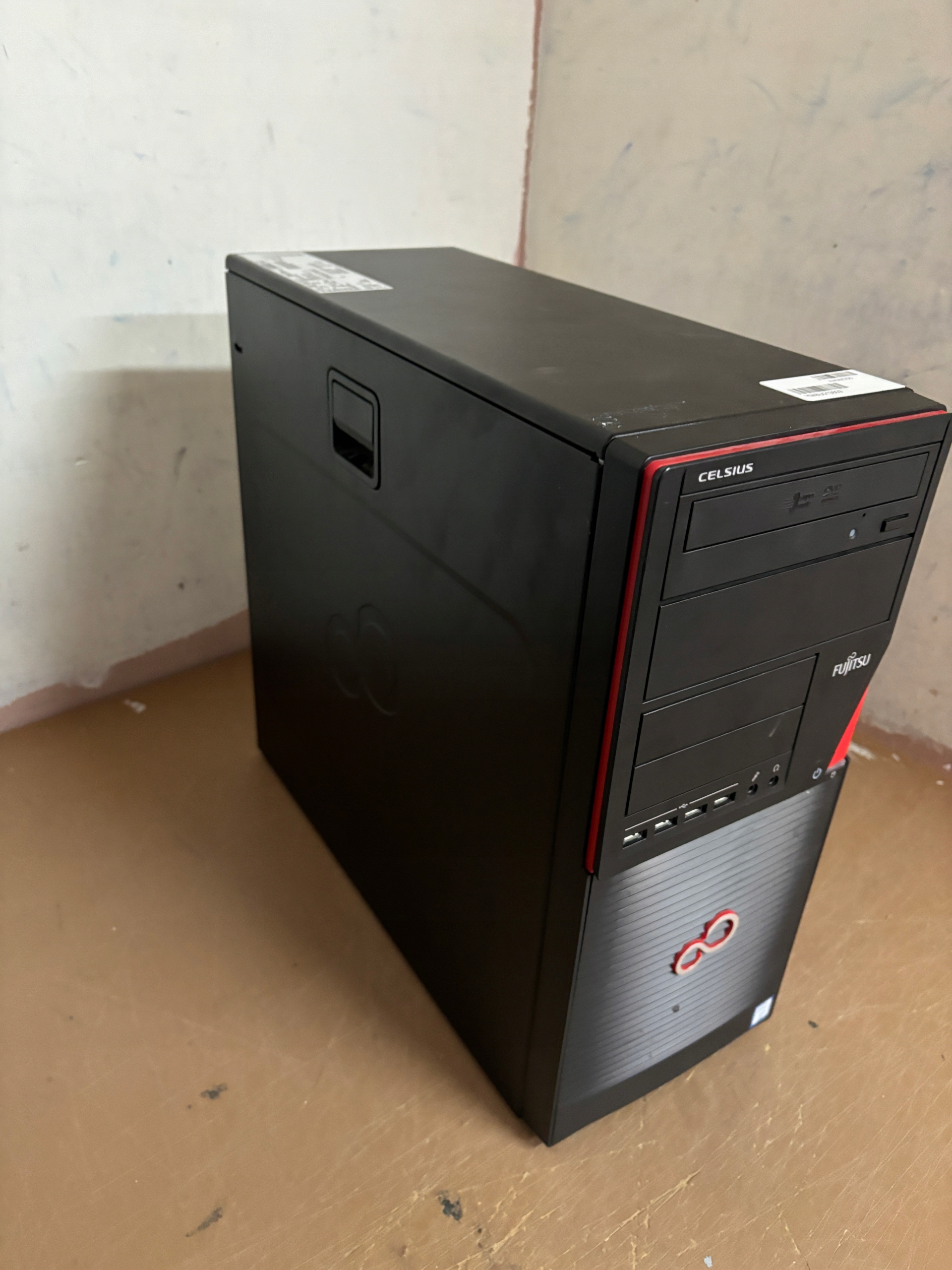 KOMPUTER Fujitsu W550 POWER V5 / 32GB Model w550 power