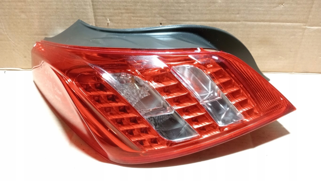 PEUGEOT 508 SEDAN LAMPA TYŁ LEWY LED