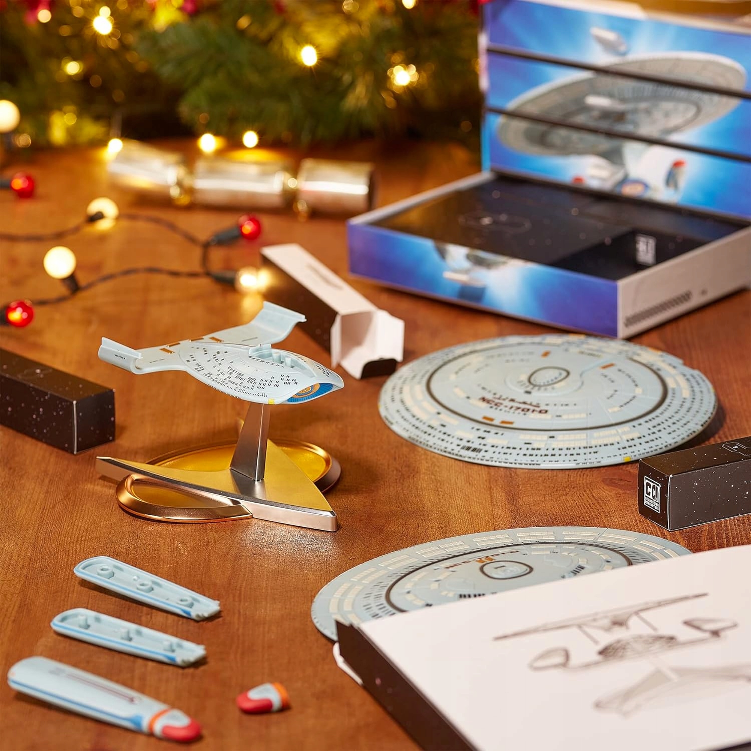 Адвент-календарь Numskull Star Trek Enterprise NS3523, коллекционная фигурка — фото 3