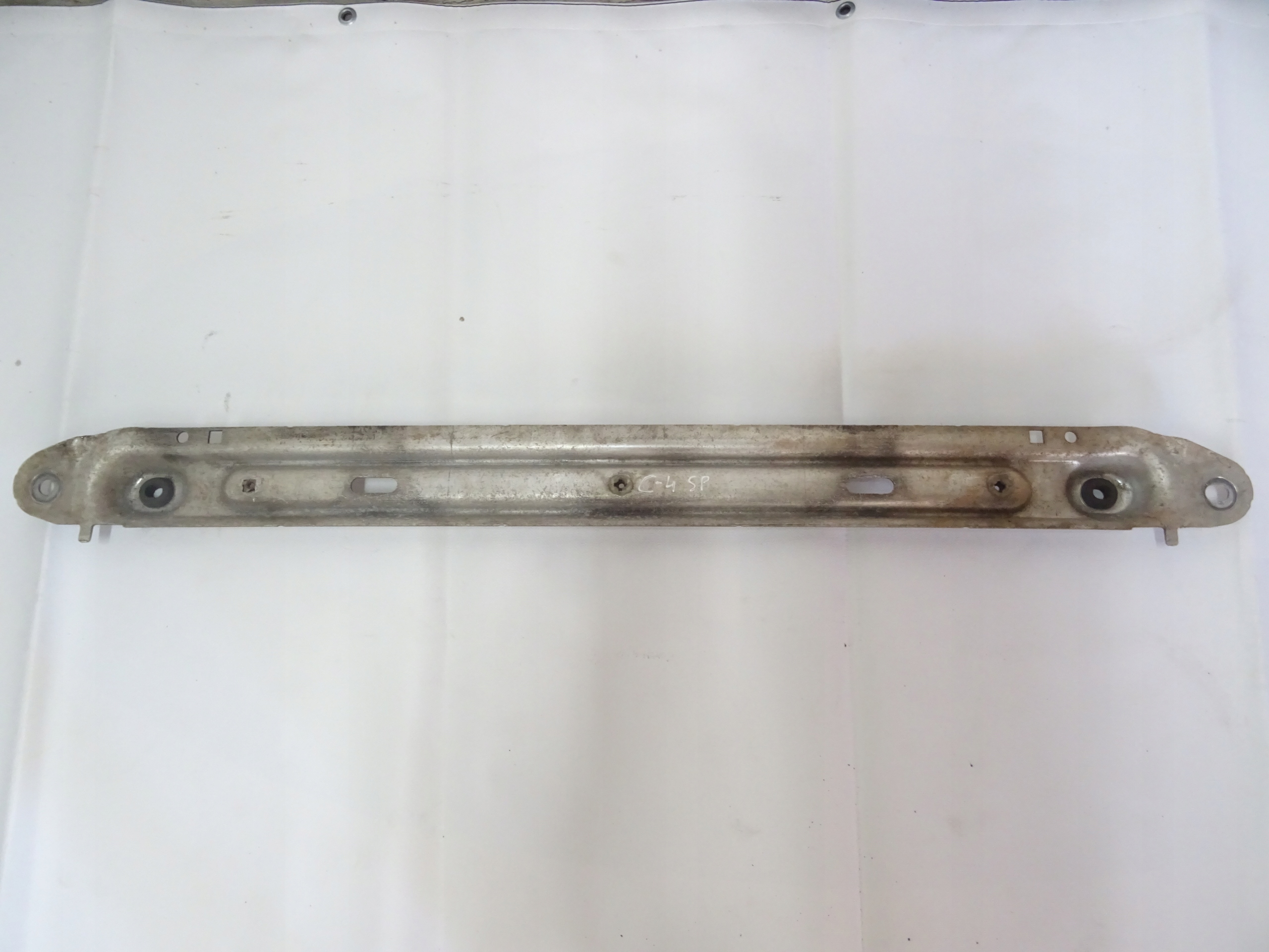 CITROEN C4 GRAND PICASSO BELKA DOLNA WSPORNIK