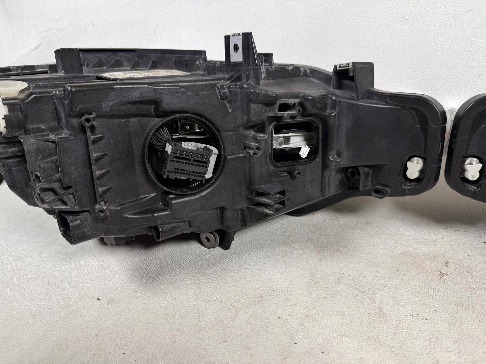 Bmw 3 F30 F31 light right left front front LCI