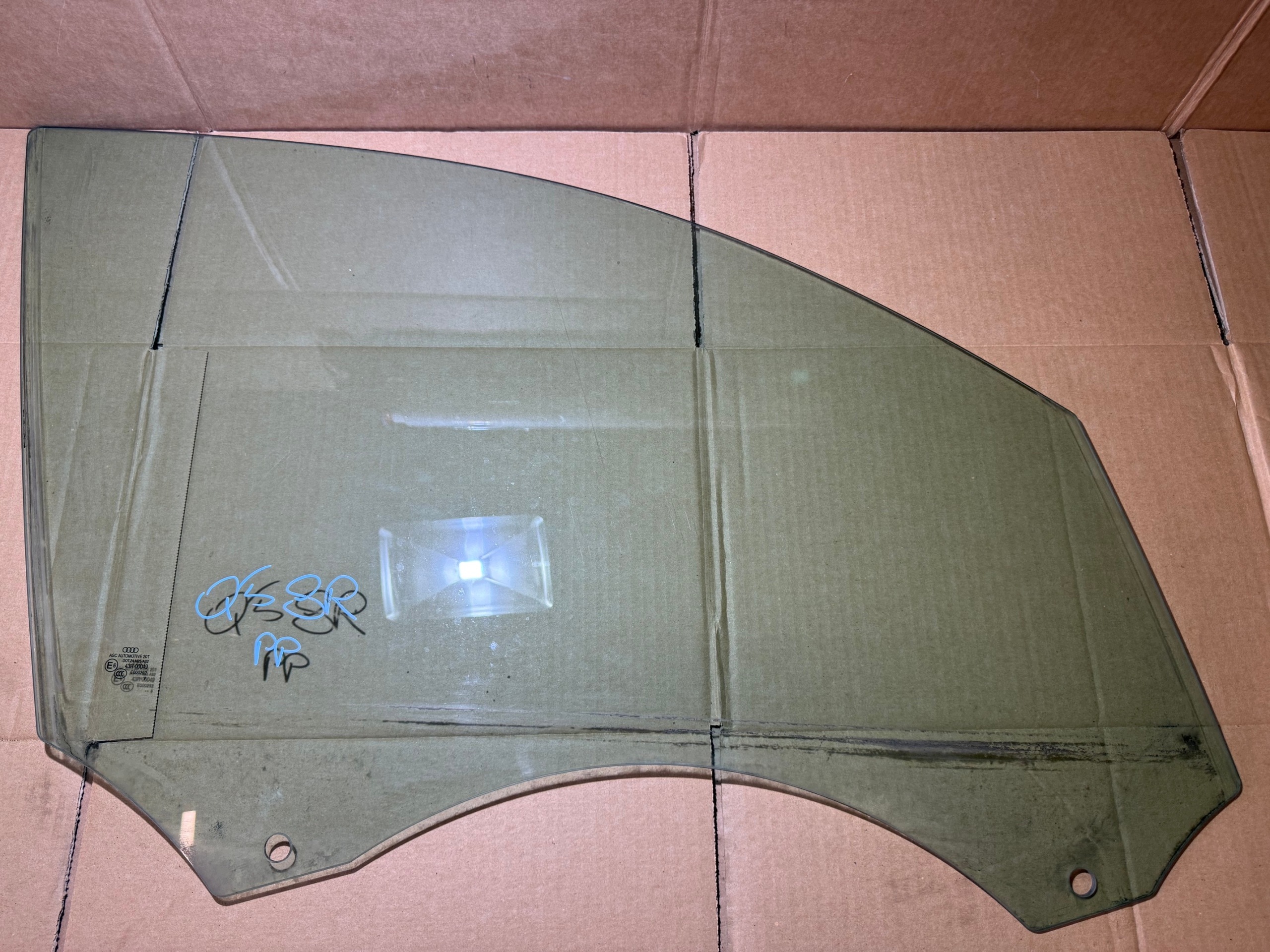 AUDI Q5 8R window right side door right front