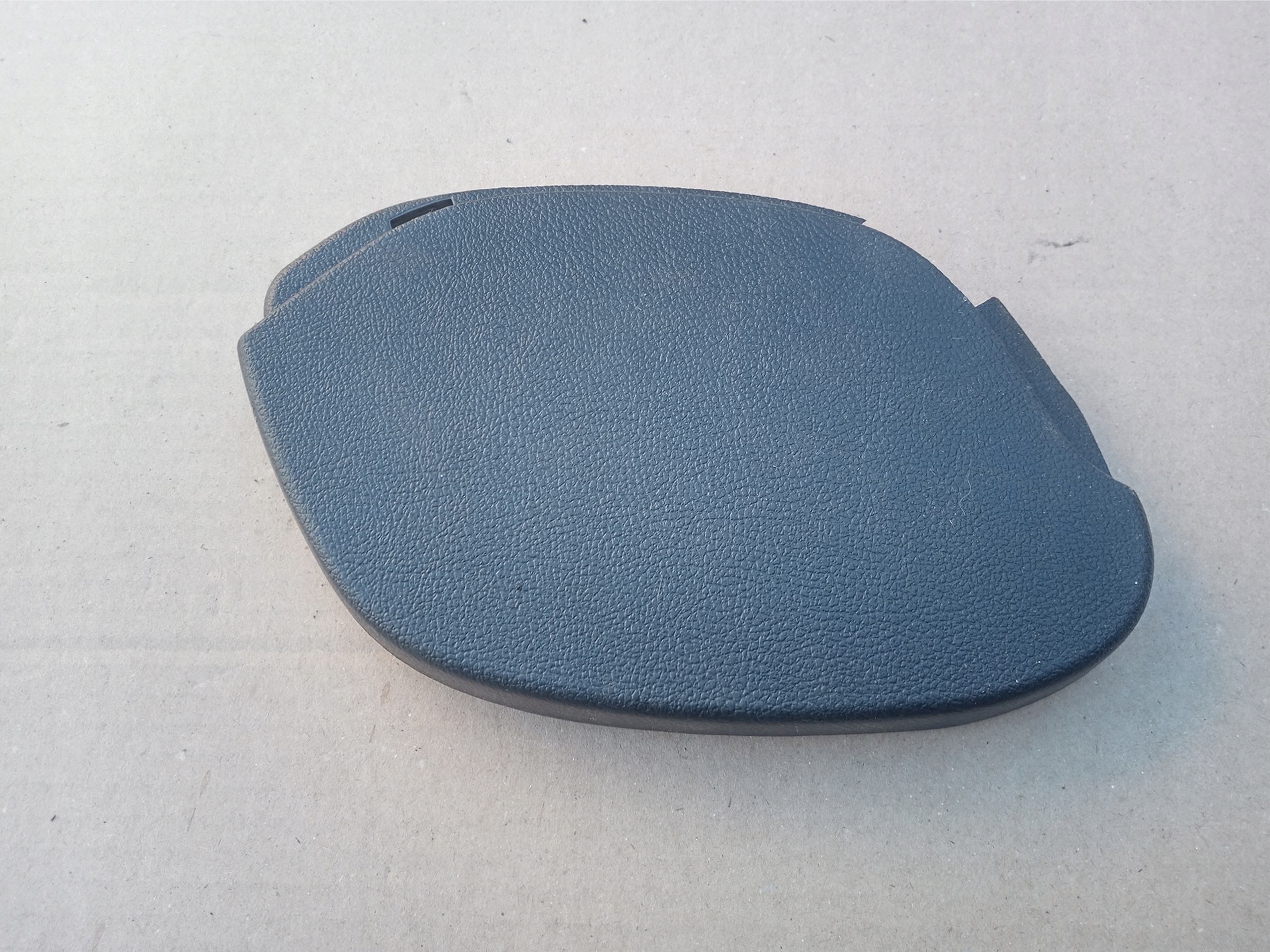 корпус кресло правый передний vw PASSAT B6 1K4881479