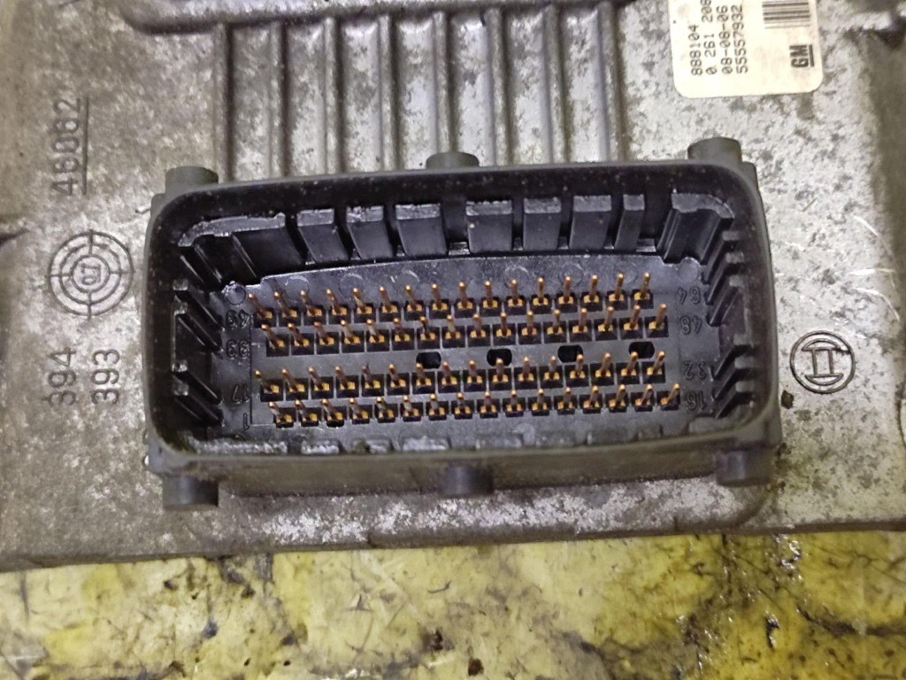 OPEL CORSA D unité de commande électronique uce moteur 0261208939