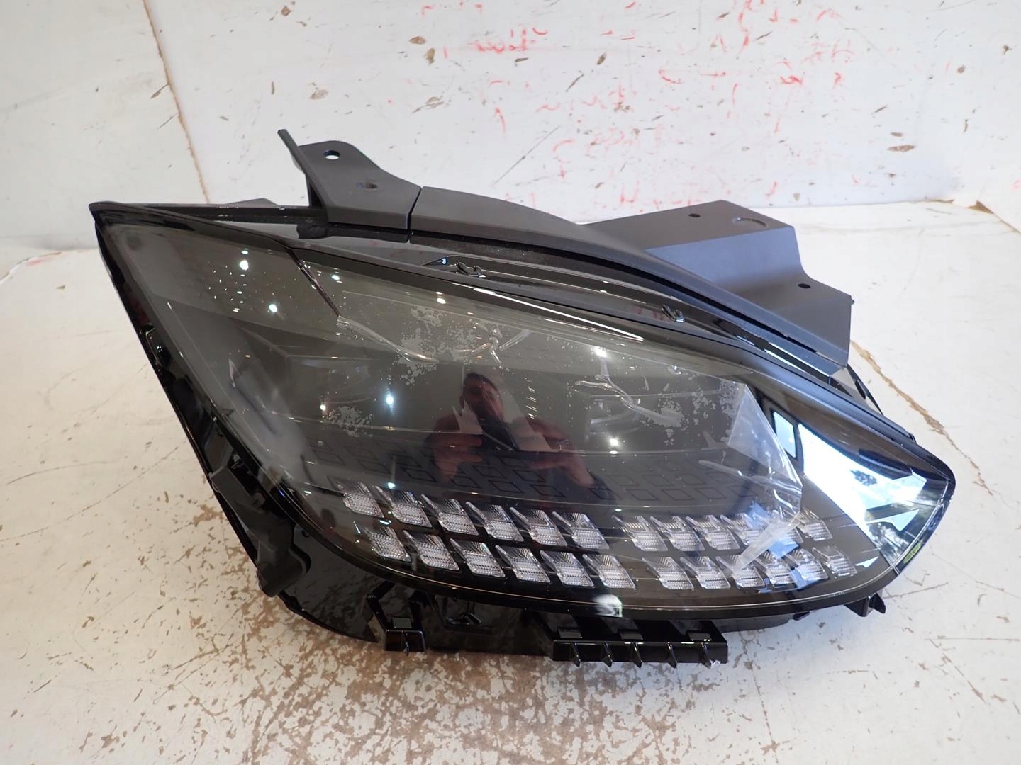 light front front right HYUNDAI IONIQ 6 2022- FULL LED 92102-KL100