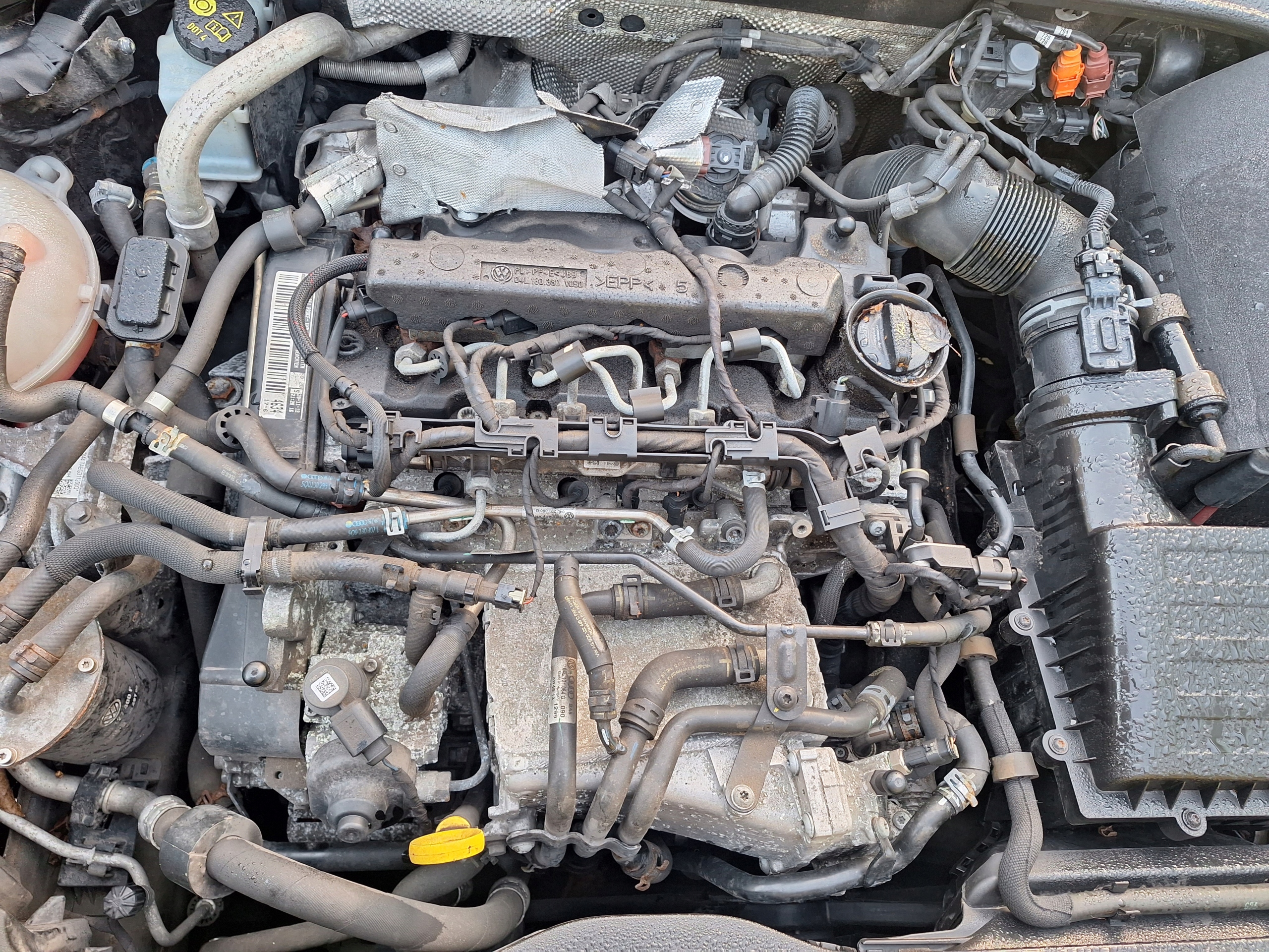 VOLKSWAGEN GOLF VII 12-16 engine 1.6 TDI CLH