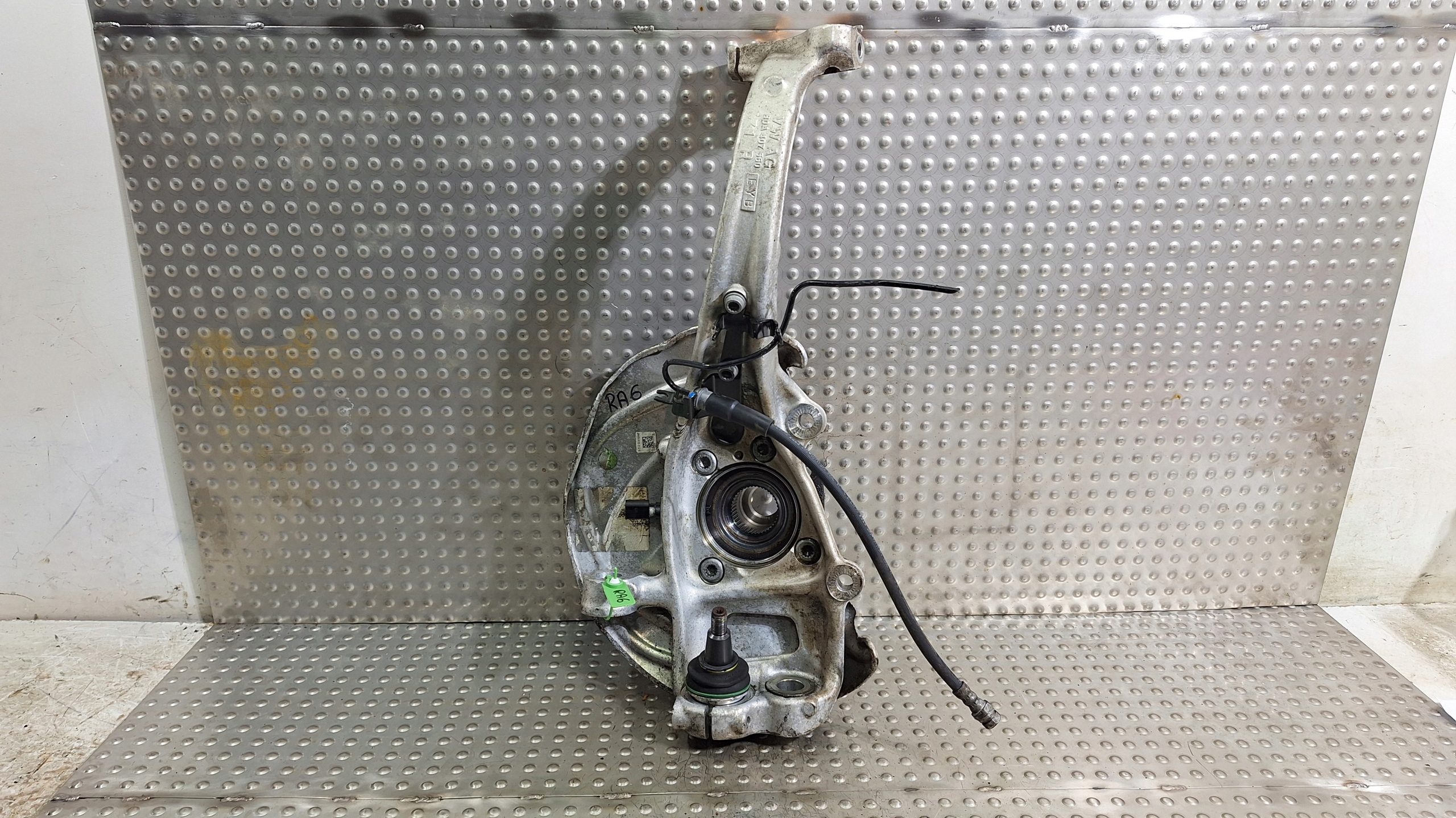 swing right front 80A407560 AUDI Q5 SQ5 80A 2017-24