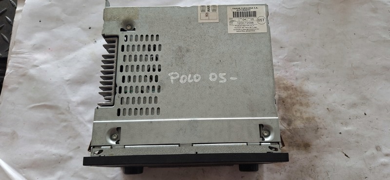 RADIO FABRYCZNE VW POLO 05- 6Q0035152B