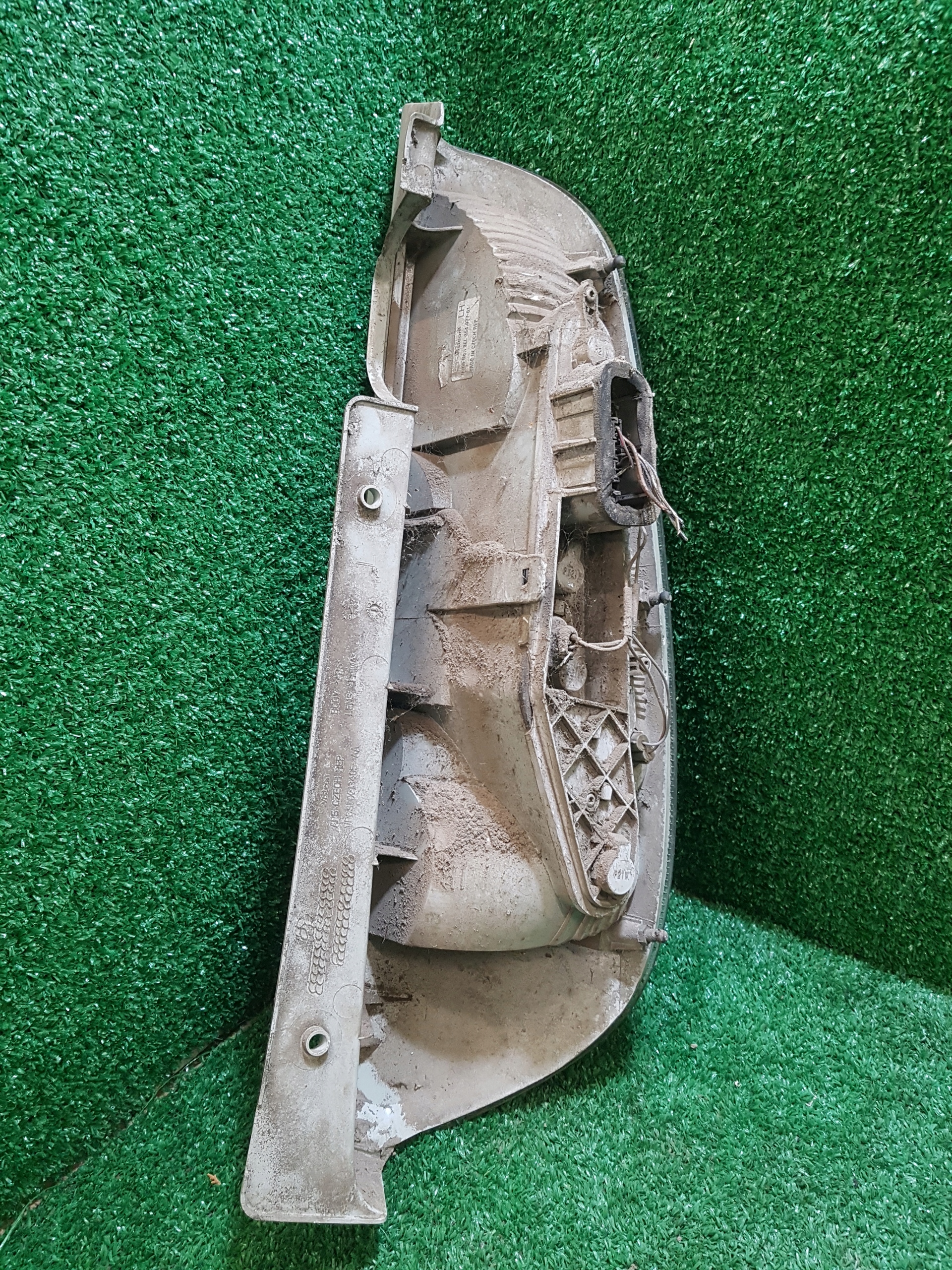 light left rear SKODA PRAKTIK 9EL354077-01
