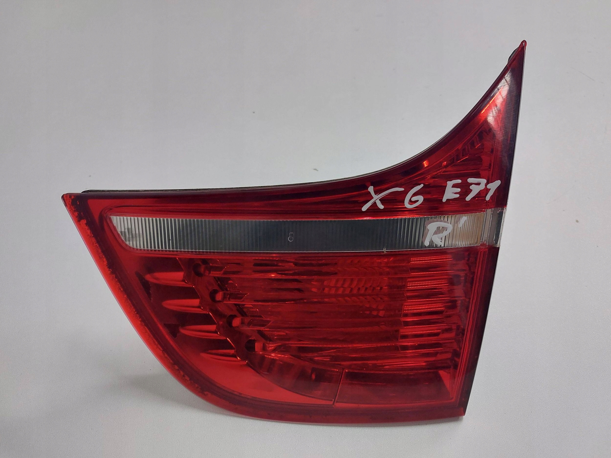 BMW E71 X6 light rear part to the bonnet right
