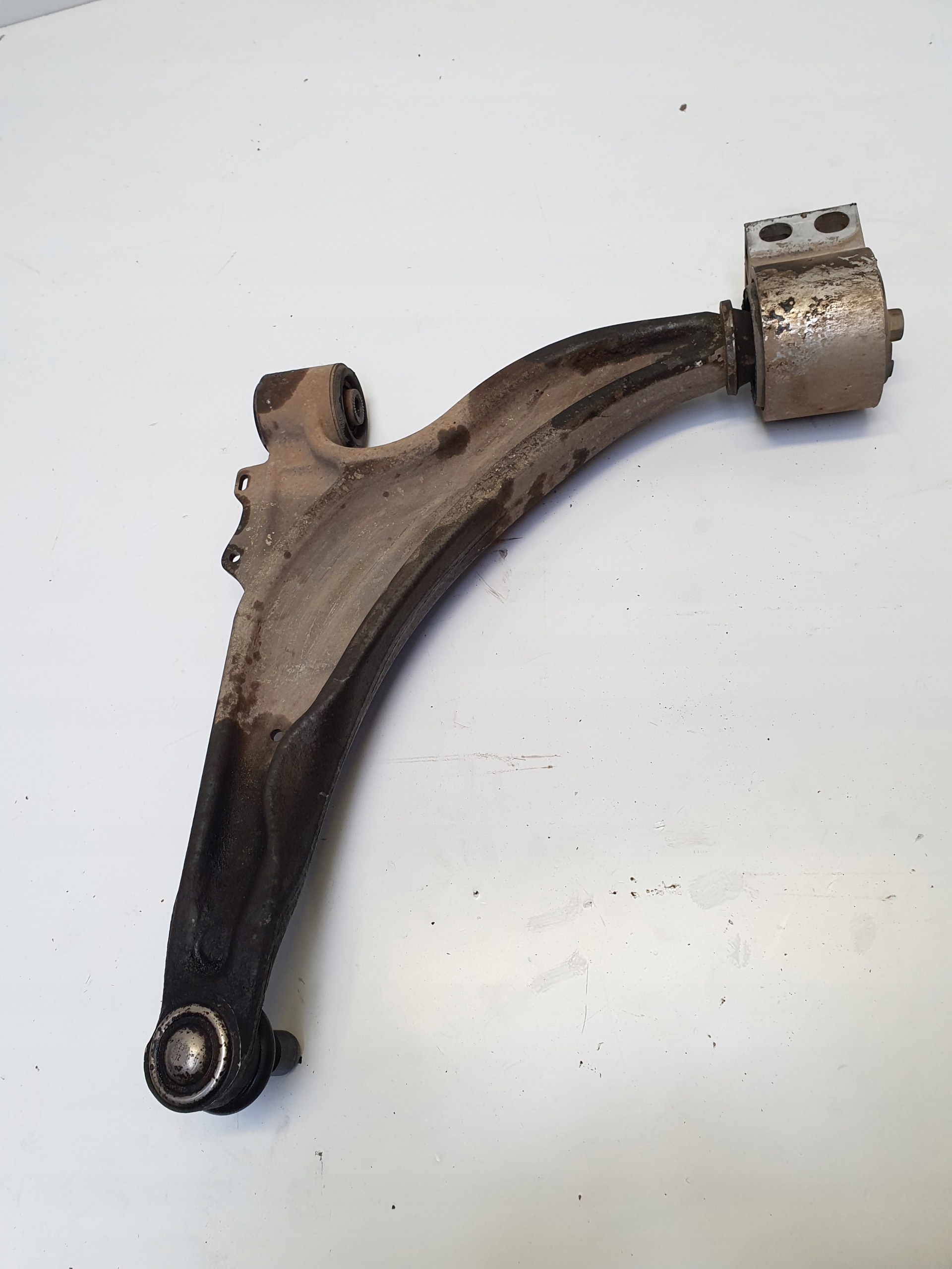 OPEL ZAFIRA C arm right front front