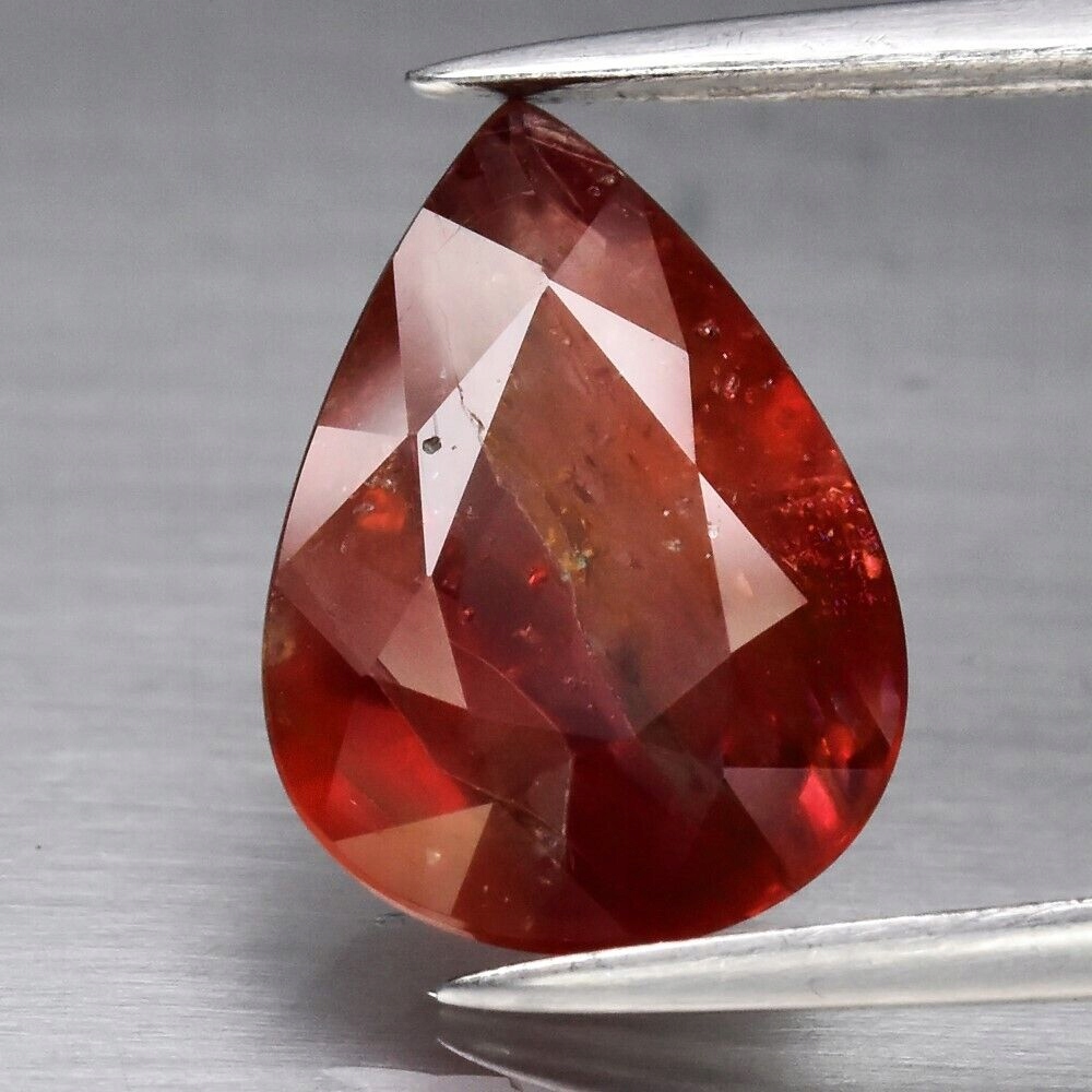 Přírodní Safír 2.80ct Oranžová Slza eCertifikát Wbd