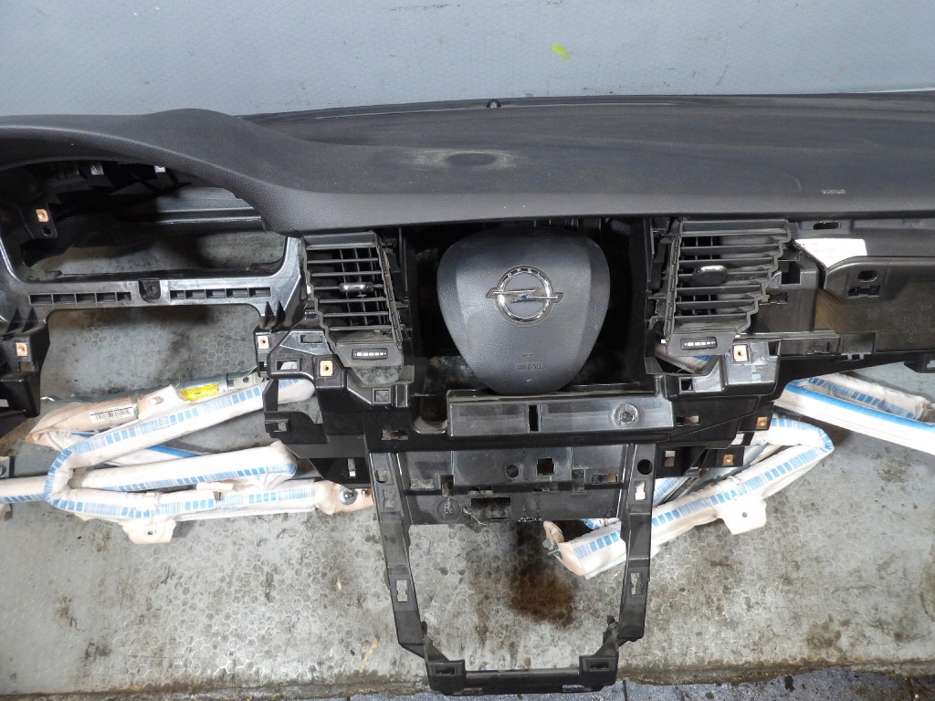 OPEL ASTRA K console dashboard cockpit airbag