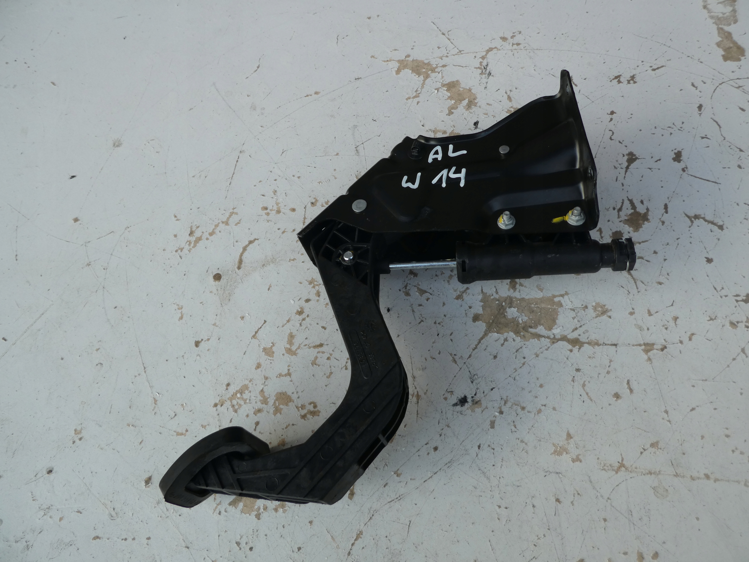 CRAFTER 2.5TDi pumpa spojky A9062900212