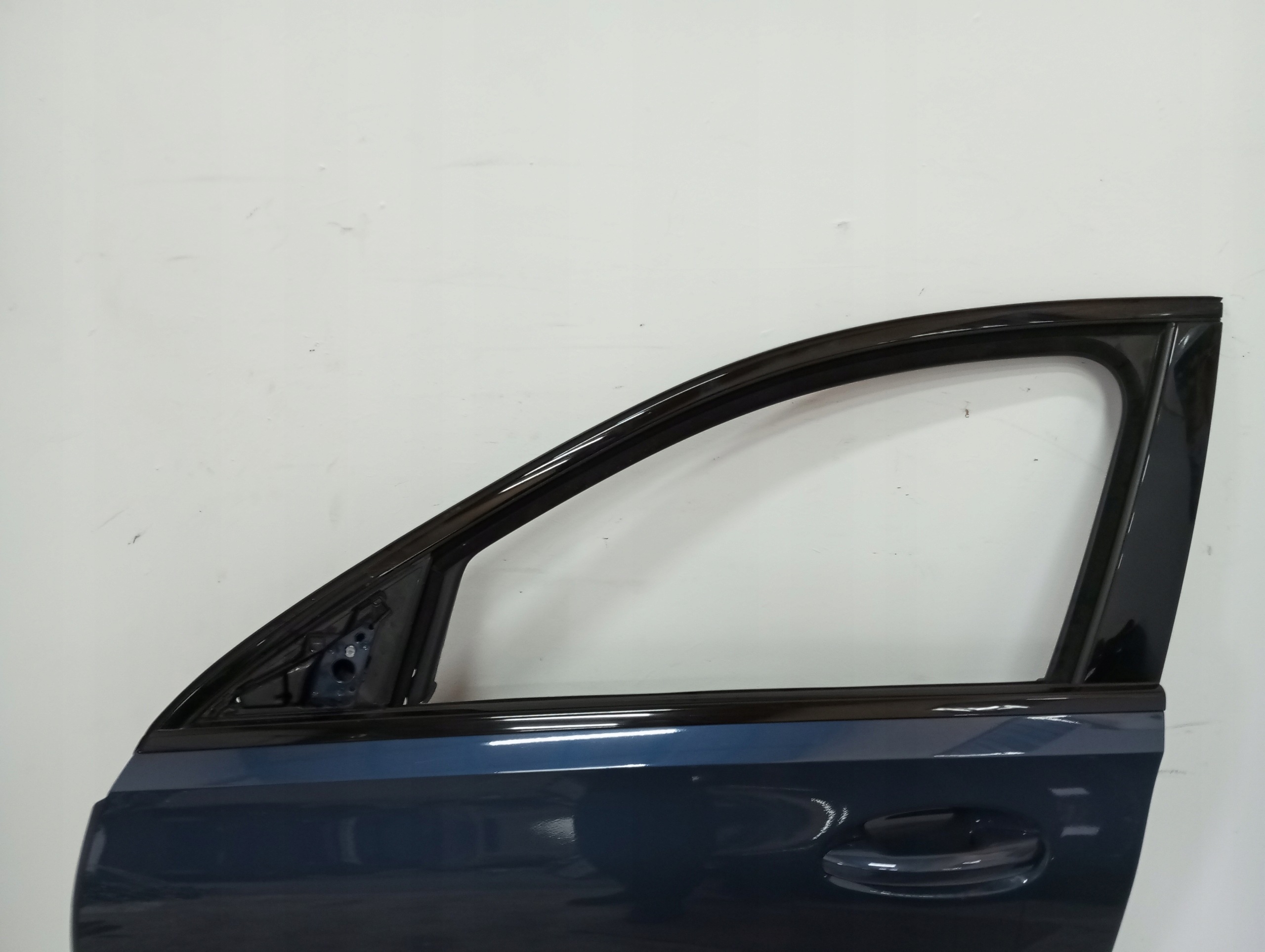 DZRWI left front MERCEDES C KLASA W 206 2024 ROK