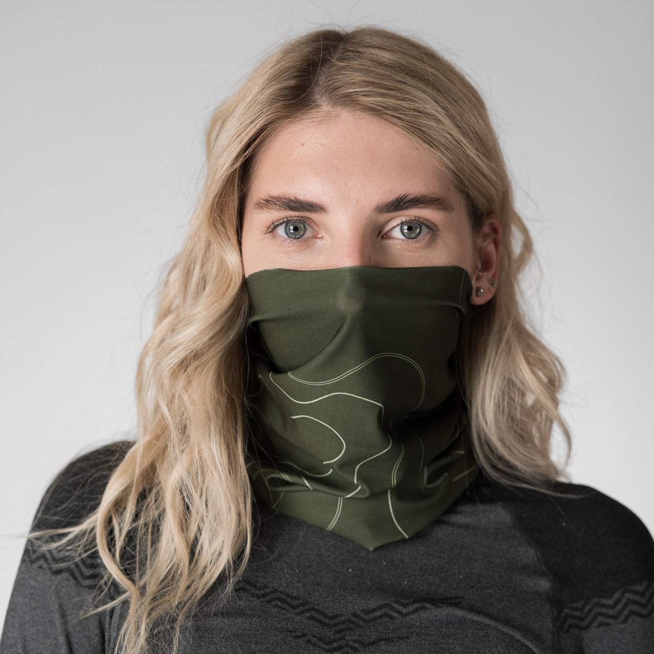 Komin BANDAMA ALPINUS CIENKI LEKKI MIĘKKI 10w1 Kod producenta ALP TOPO 1