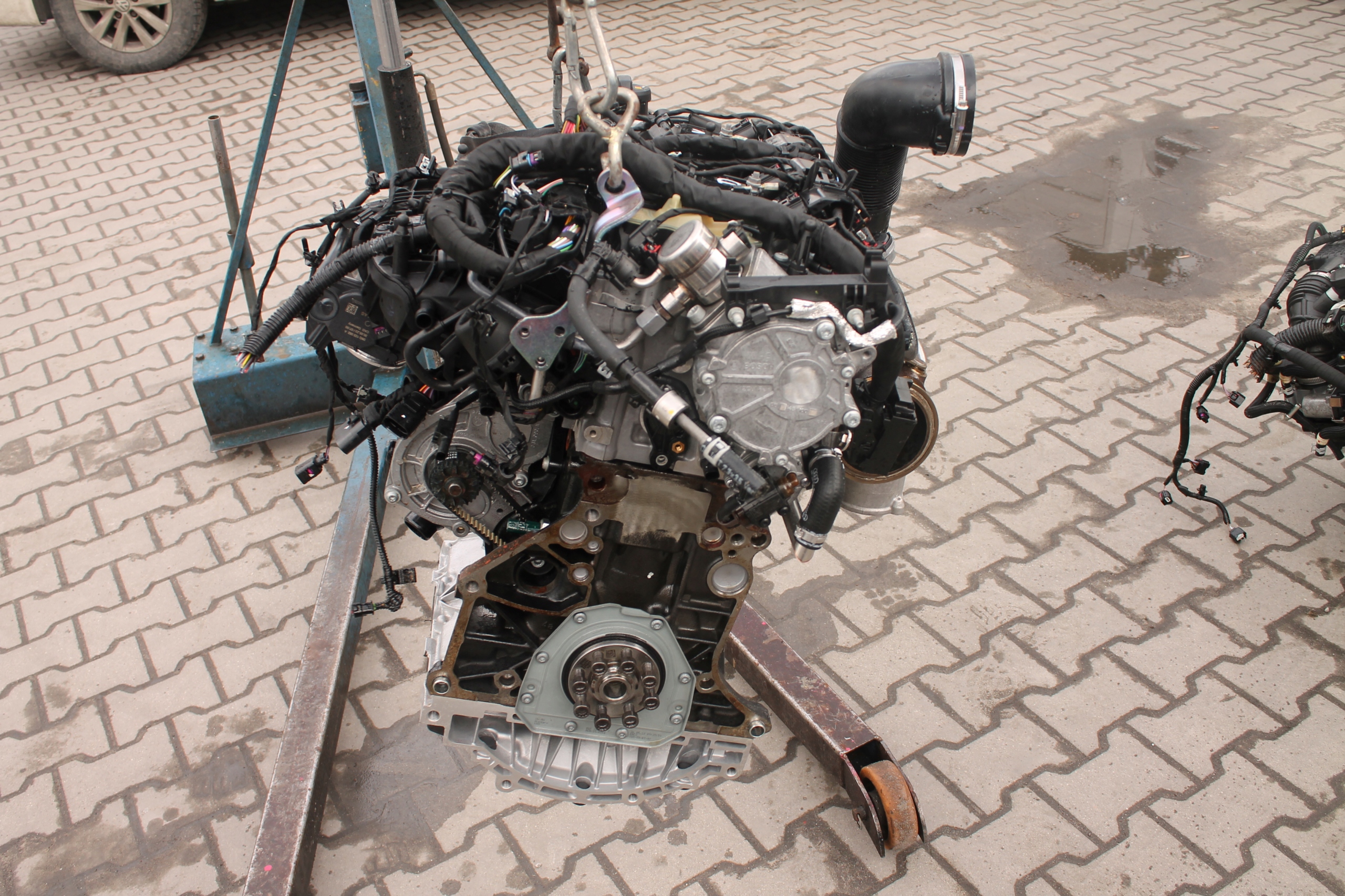 engine complete AUDI 2,0 TFSI DRY 5 TYSKM