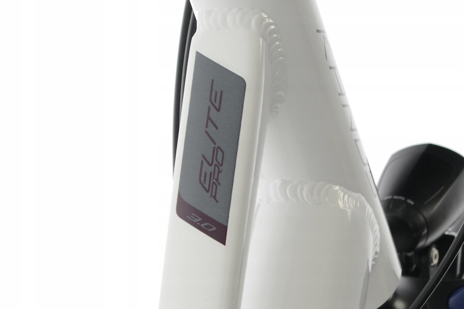 Rower Trekkingowy Kands 28 Elite Pro V3 r19' biały SHIMANO HYDRAULIKA r24D