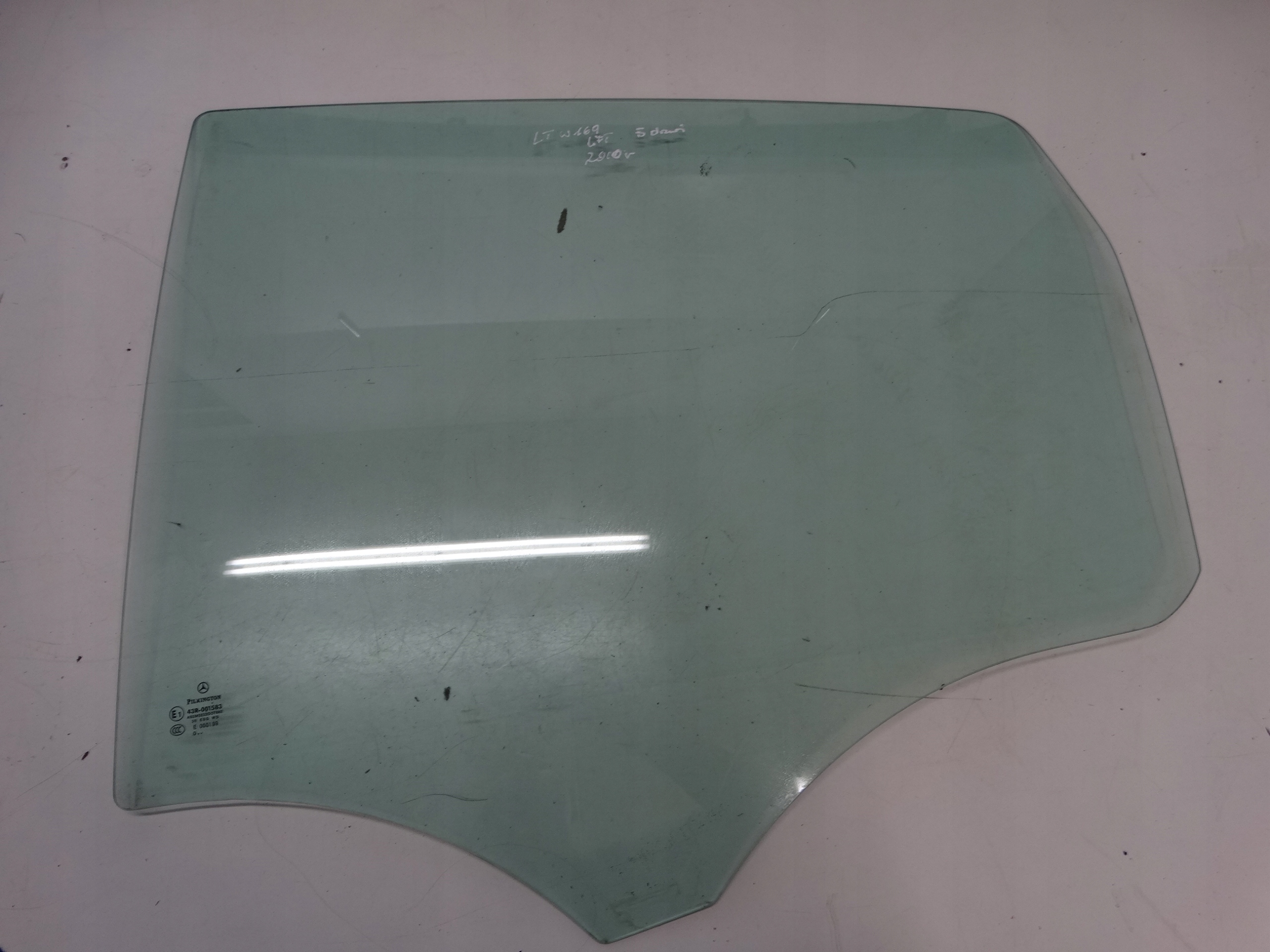 window door left rear part MERCEDES W169 LIFT 43R-001583