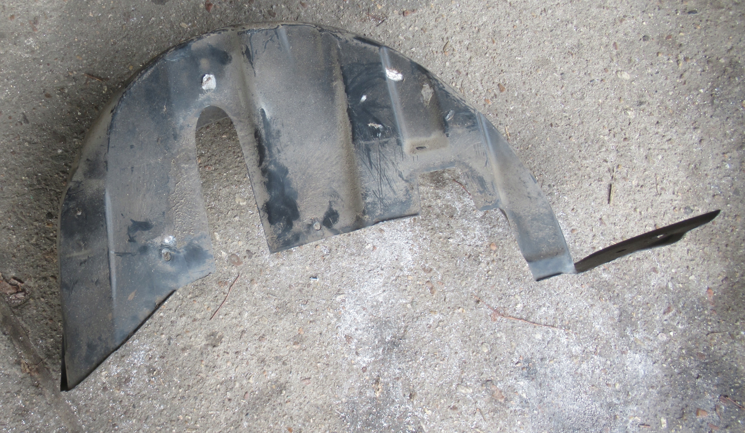 CITROEN C3 PLURIEL 1.4 BENZ. 08R mudguard right rear part