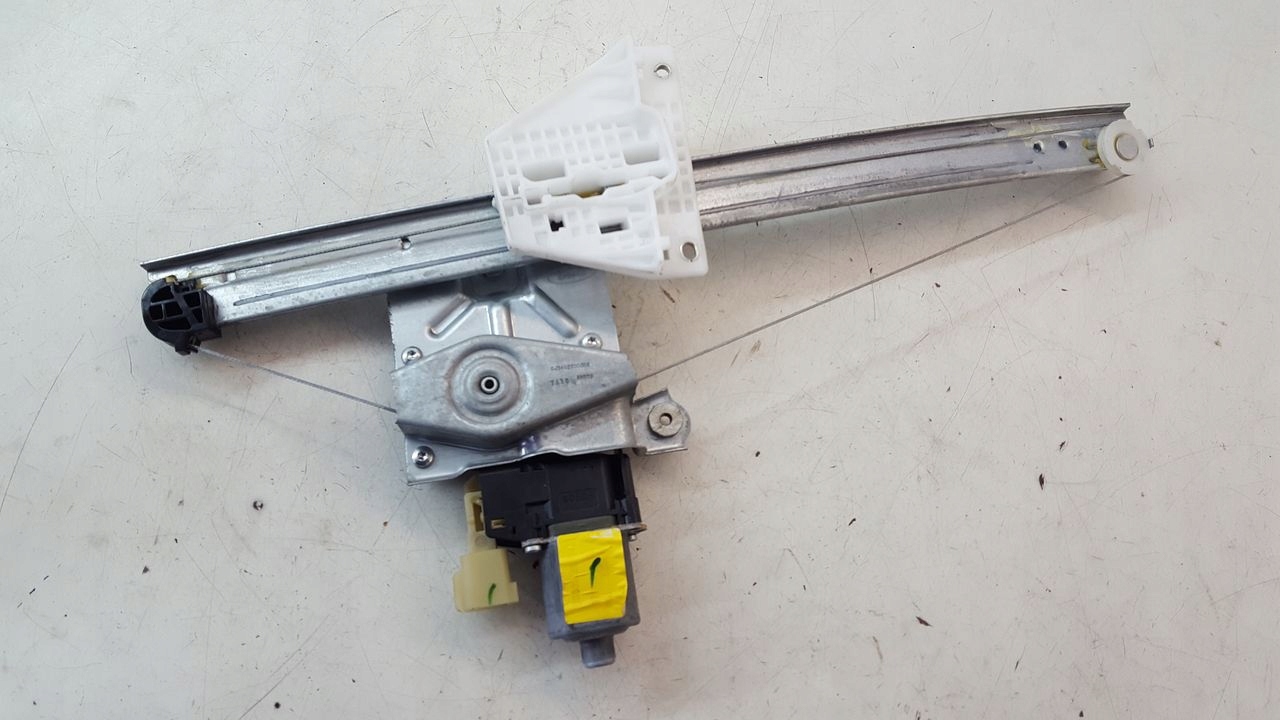window regulator right rear part Ford Kuga MK2