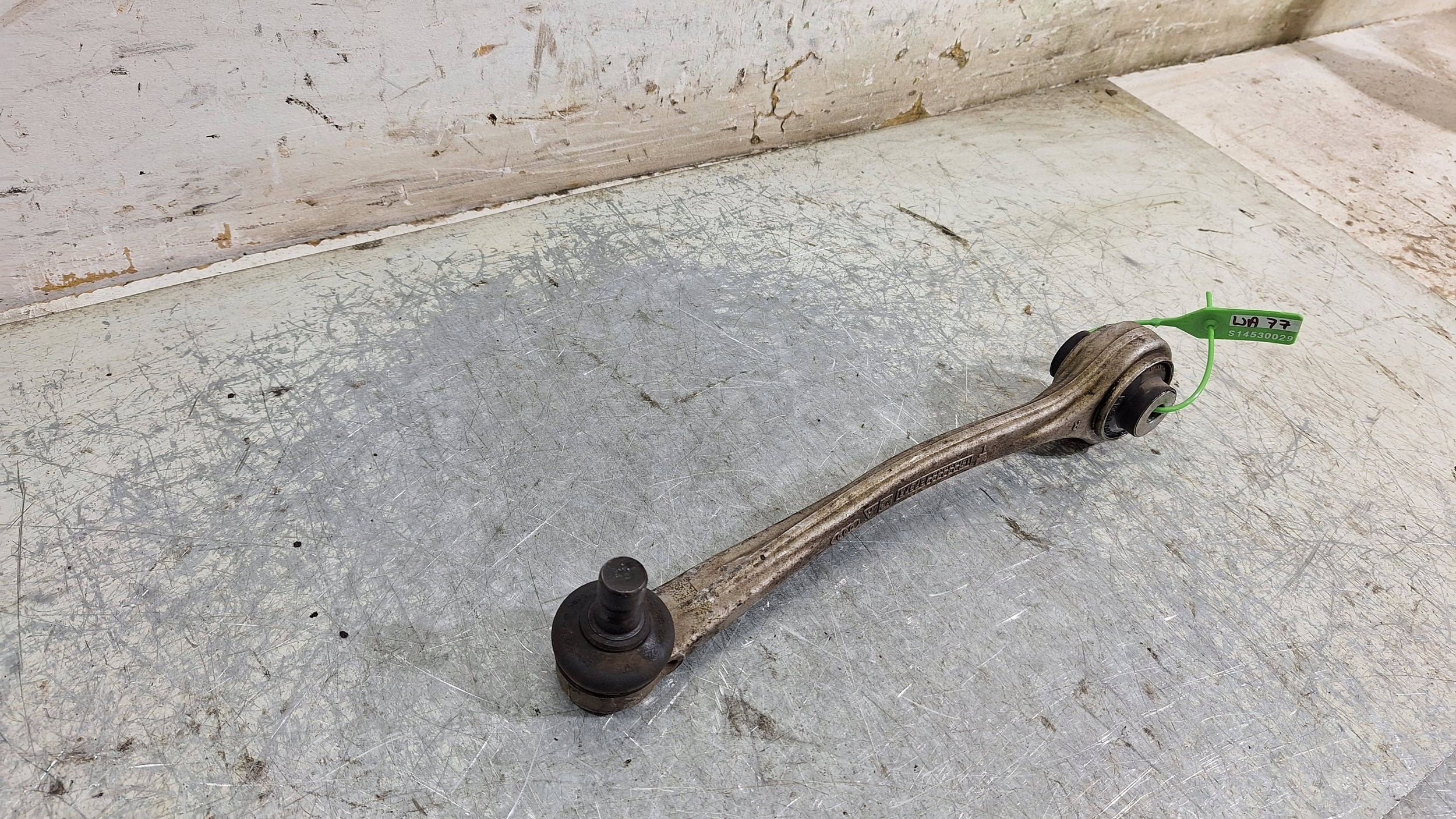 arm upper right 8W0407510B AUDI A4 B9 A5 8W